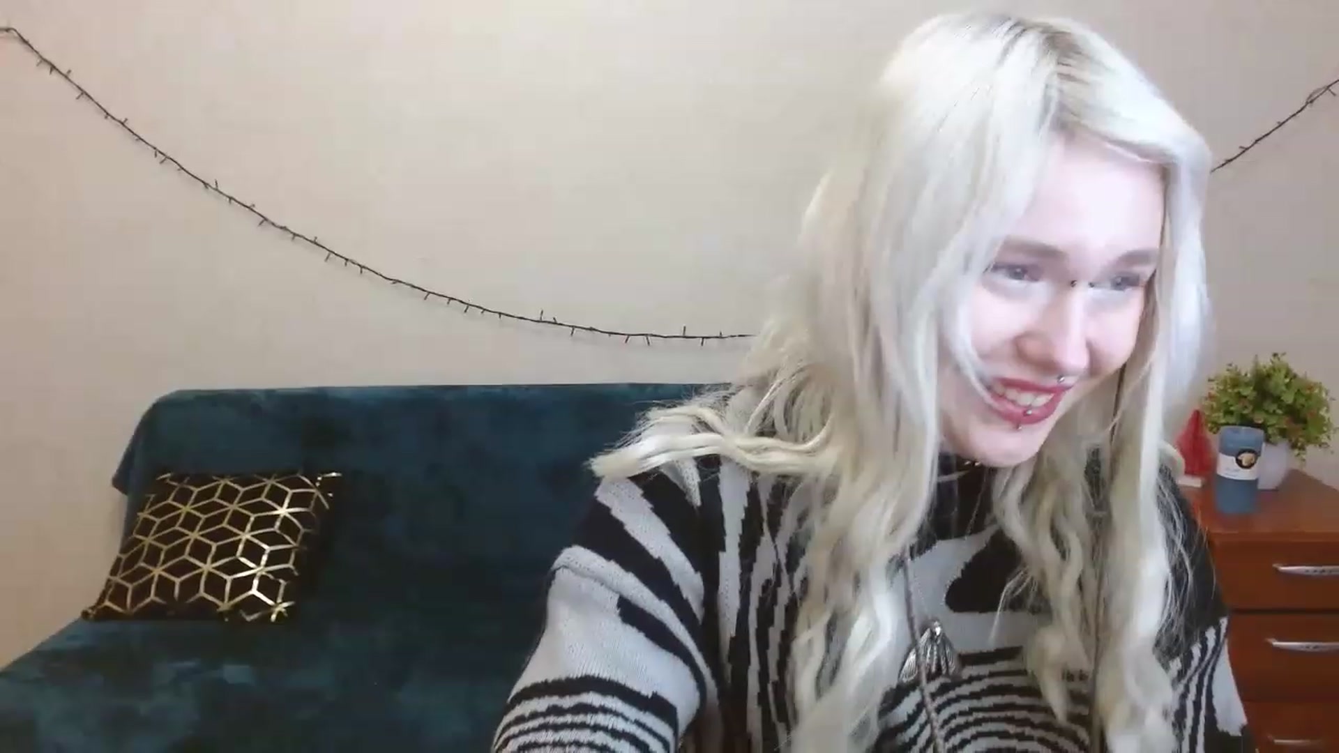 Gallery image thumbnail from Killinna's myfreecams stream on, 03/26/2023, 17:03 image 6 of 20