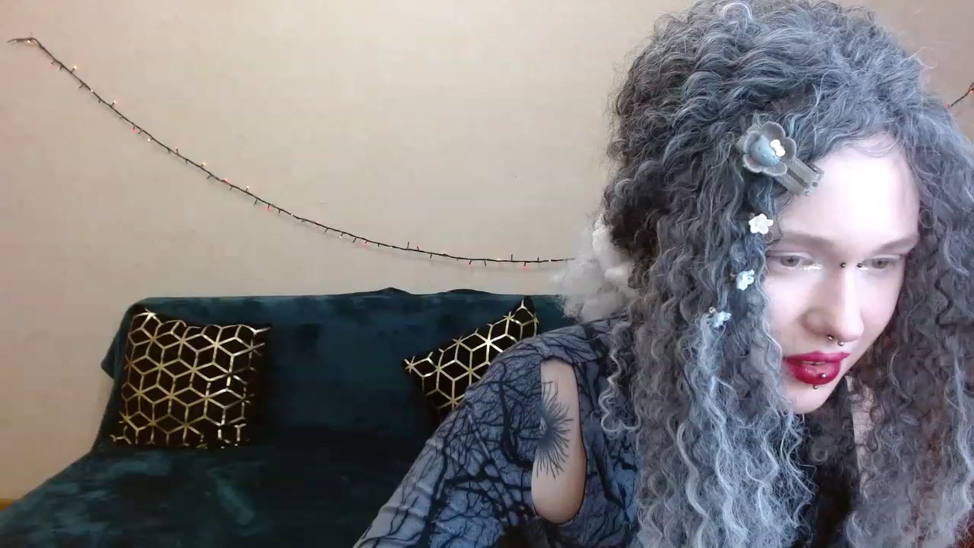 Gallery image thumbnail from Killinna's myfreecams stream on, 04/01/2023, 14:53 image 18 of 20
