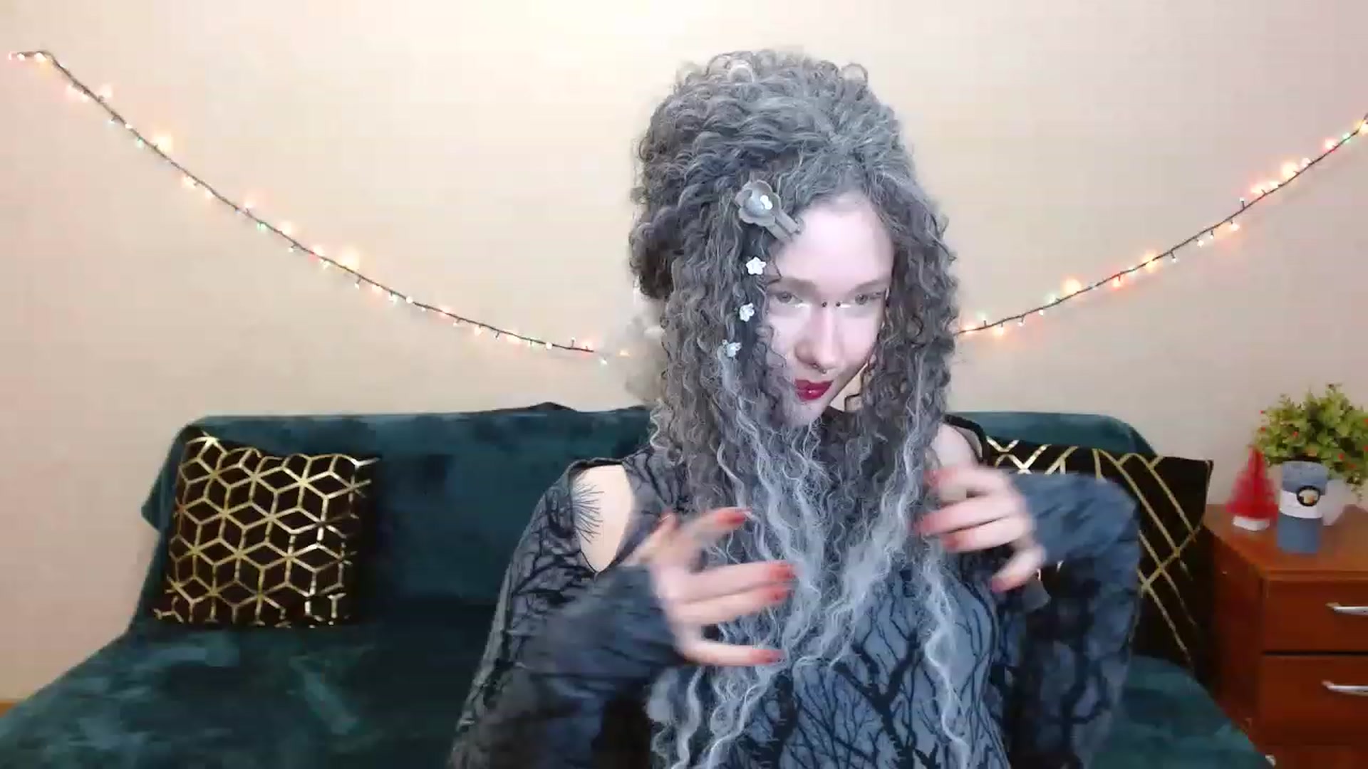 Gallery image thumbnail from Killinna's myfreecams stream on, 04/01/2023, 14:53 image 17 of 20