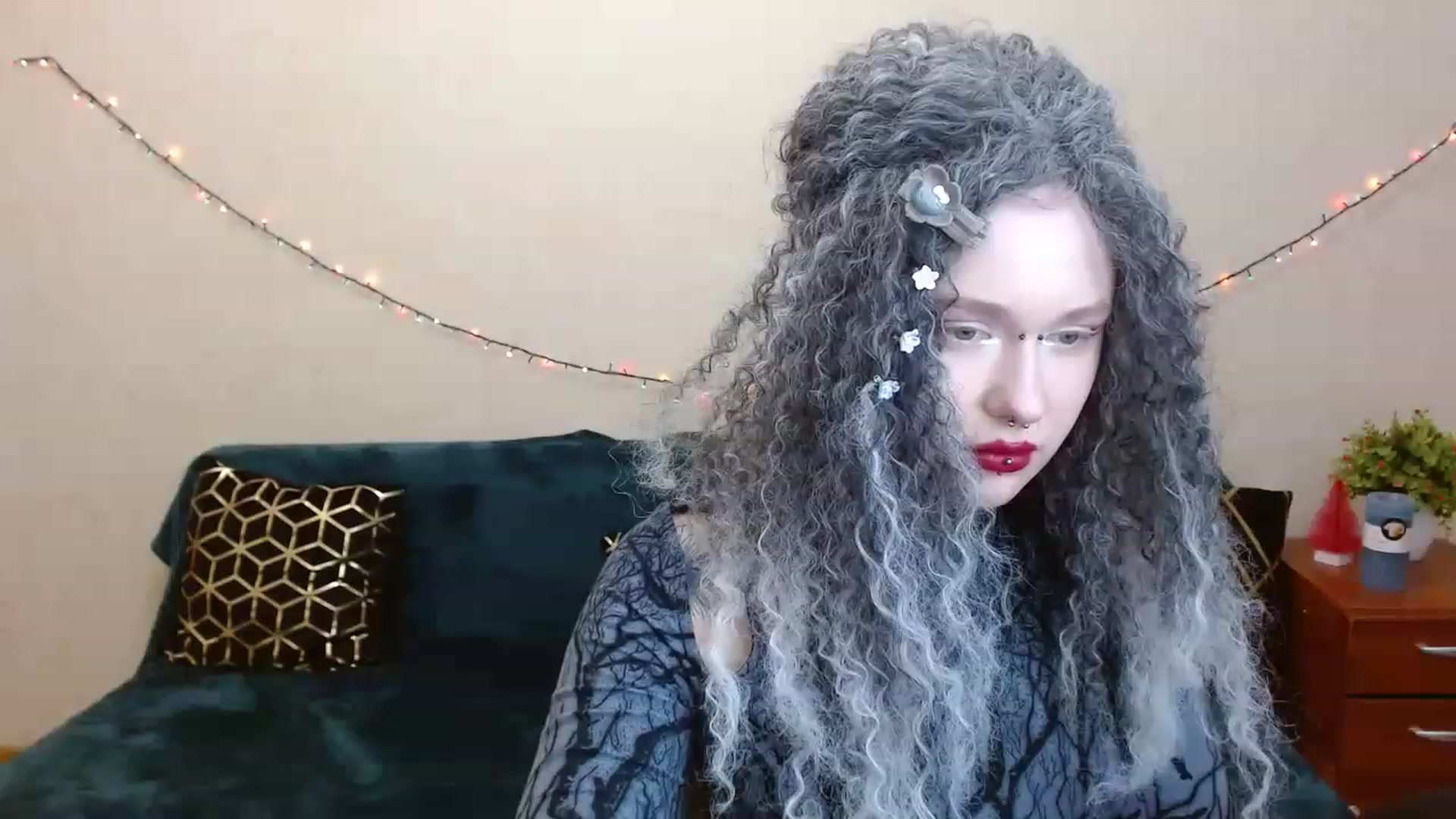 Gallery image thumbnail from Killinna's myfreecams stream on, 04/01/2023, 14:53 image 6 of 20