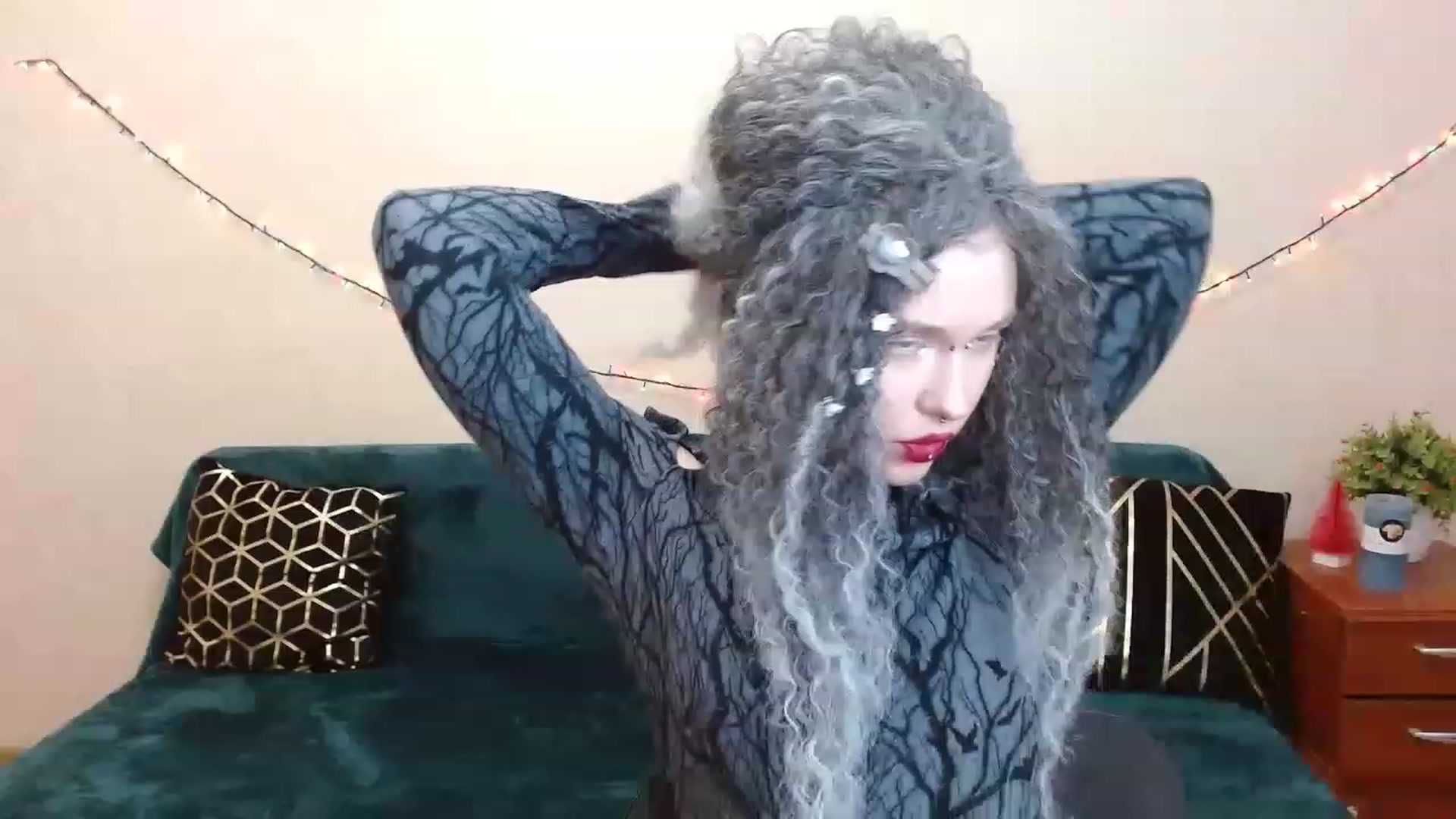 Gallery image thumbnail from Killinna's myfreecams stream on, 04/01/2023, 14:53 image 14 of 20