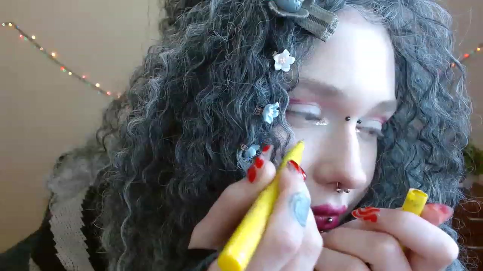 Gallery image thumbnail from Killinna's myfreecams stream on, 04/01/2023, 16:40 image 10 of 20