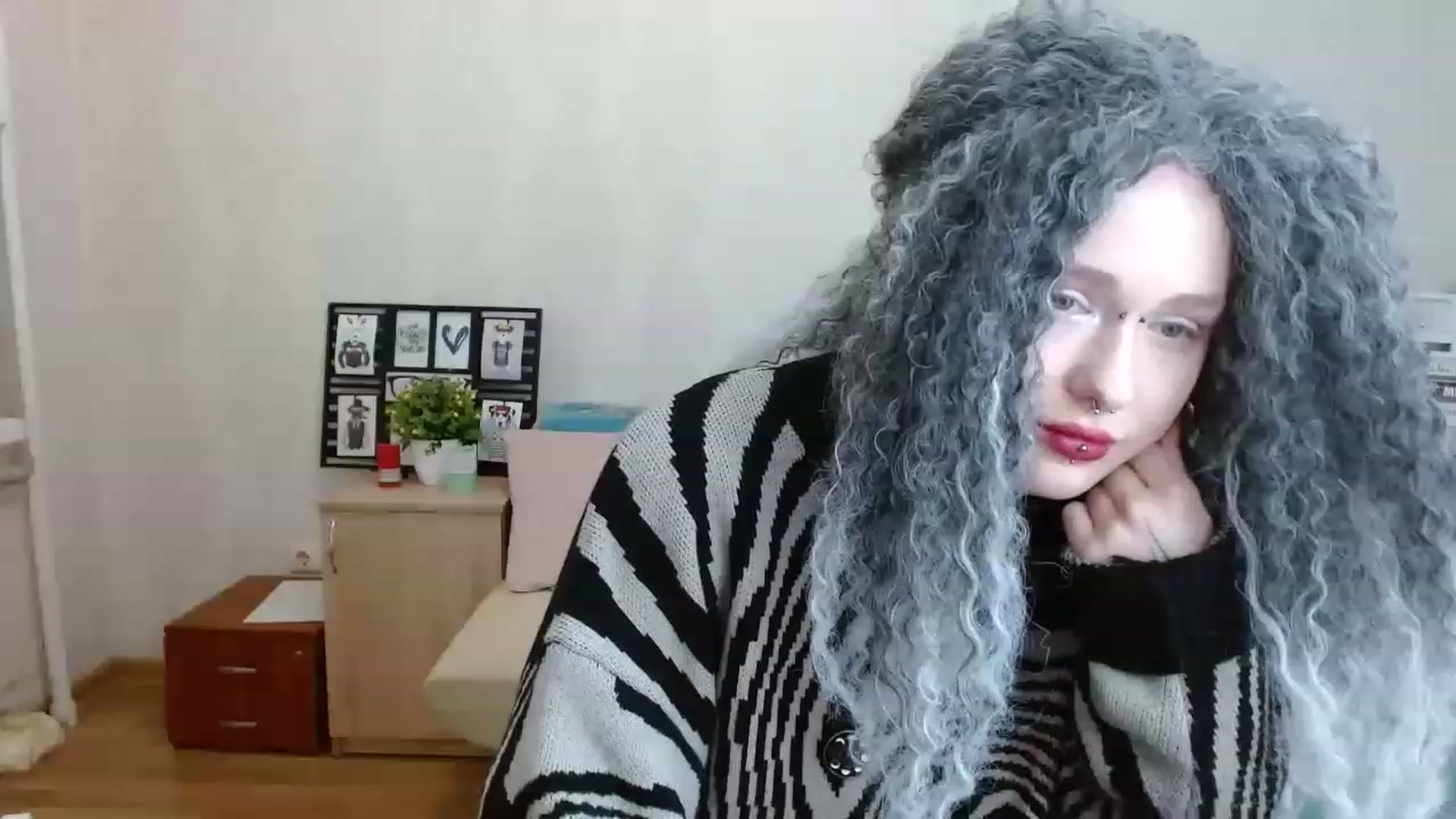 Gallery image thumbnail from Killinna's myfreecams stream on, 04/02/2023, 15:48 image 10 of 20