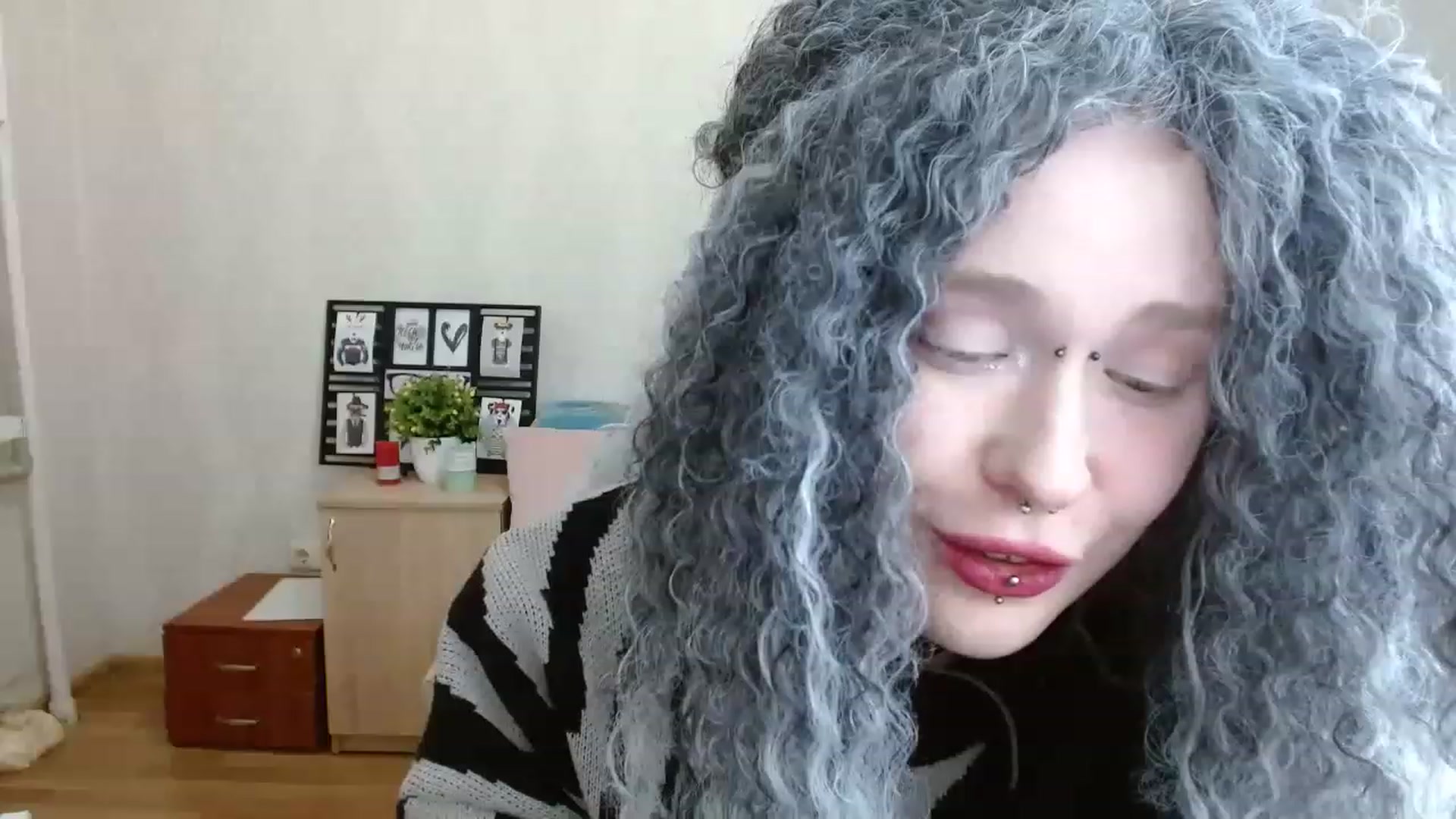 Gallery image thumbnail from Killinna's myfreecams stream on, 04/02/2023, 15:48 image 17 of 20