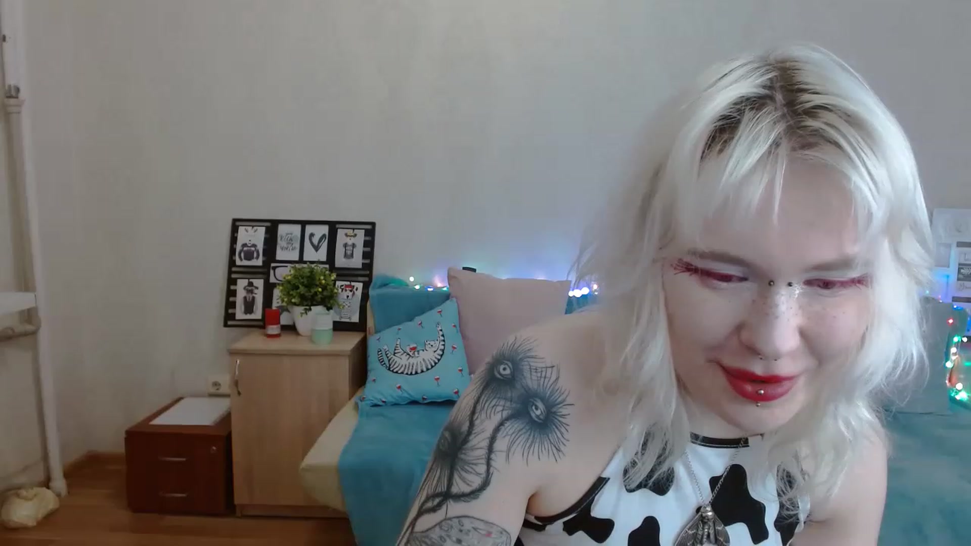 Gallery image thumbnail from Killinna's myfreecams stream on, 04/09/2023, 14:17 image 8 of 20