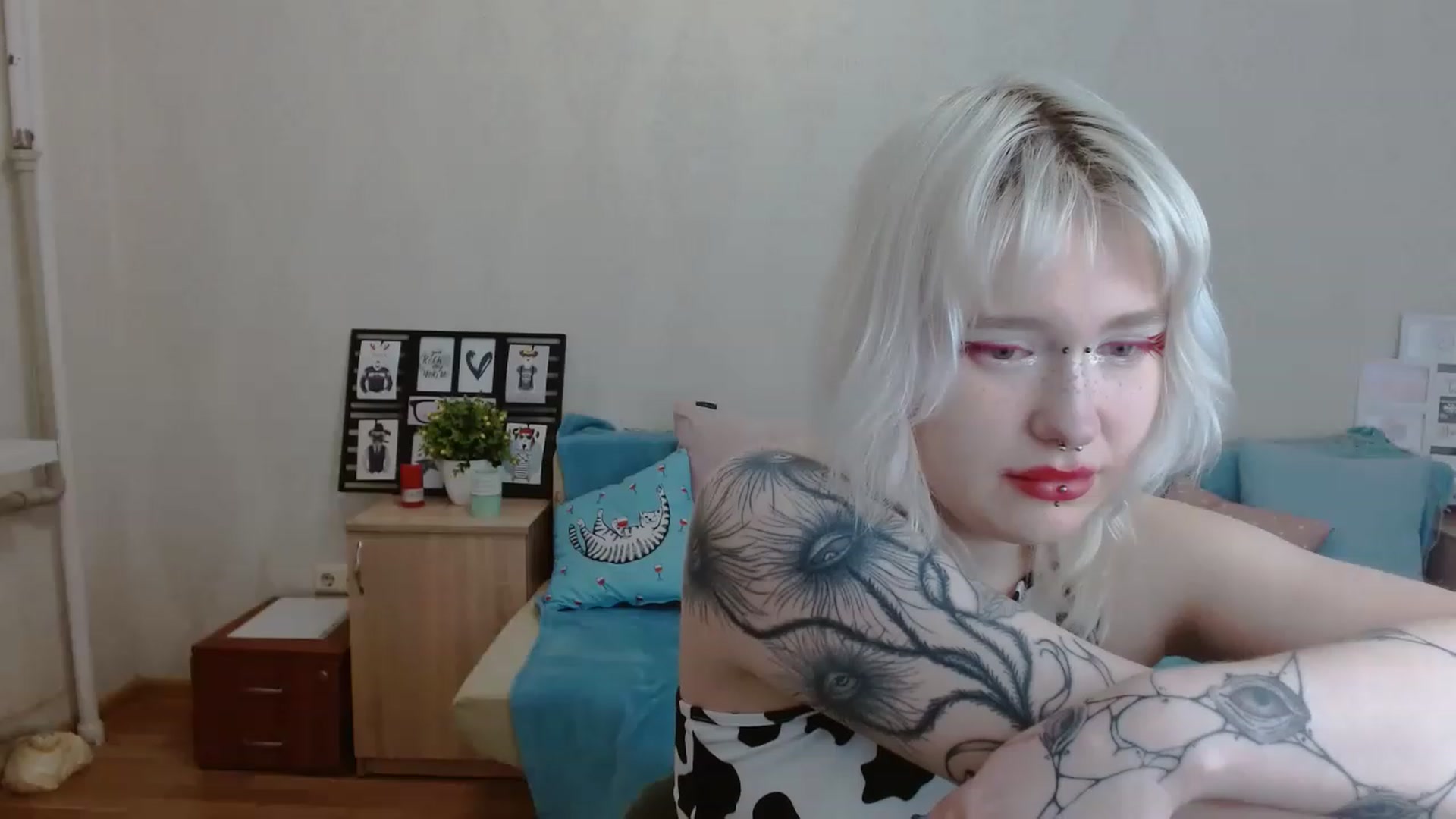 Gallery image thumbnail from Killinna's myfreecams stream on, 04/09/2023, 14:17 image 12 of 20