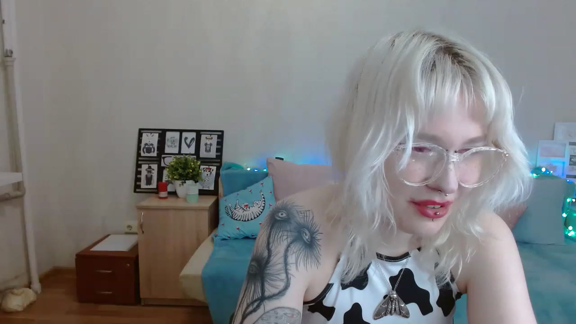 Gallery image thumbnail from Killinna's myfreecams stream on, 04/09/2023, 14:17 image 19 of 20