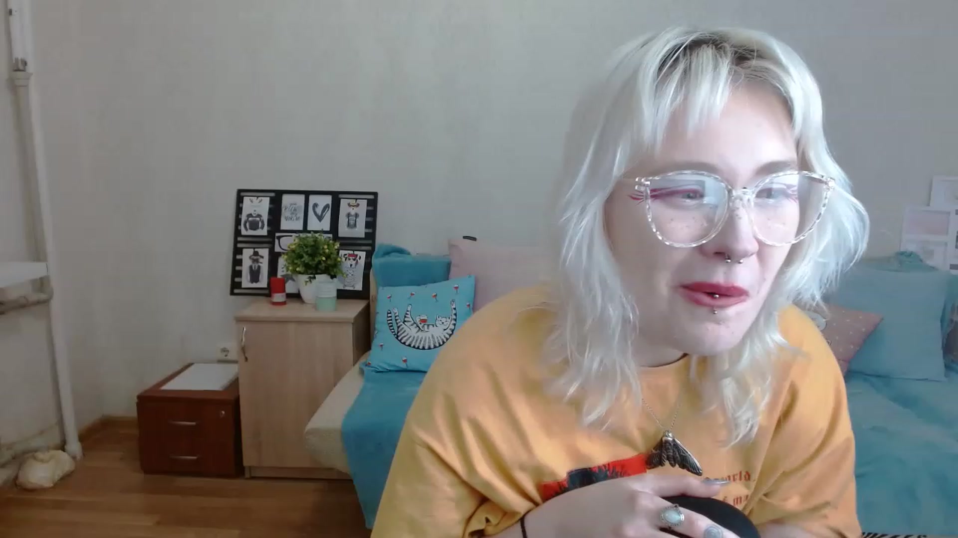 Gallery image thumbnail from Killinna's myfreecams stream on, 04/09/2023, 15:35 image 17 of 20