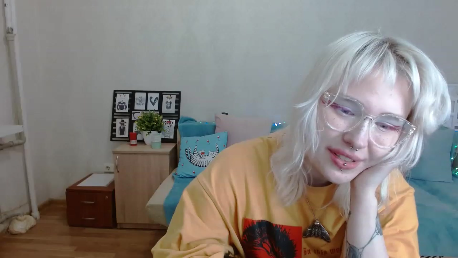 Gallery image thumbnail from Killinna's myfreecams stream on, 04/09/2023, 17:08 image 14 of 20