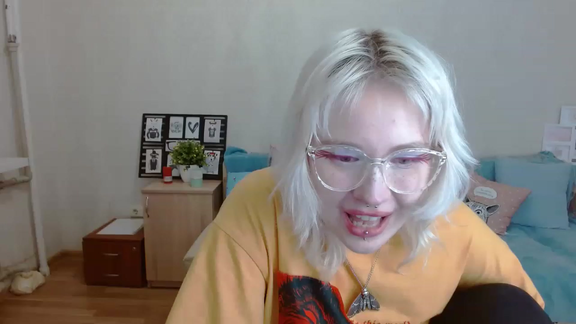 Gallery image thumbnail from Killinna's myfreecams stream on, 04/09/2023, 17:08 image 7 of 20