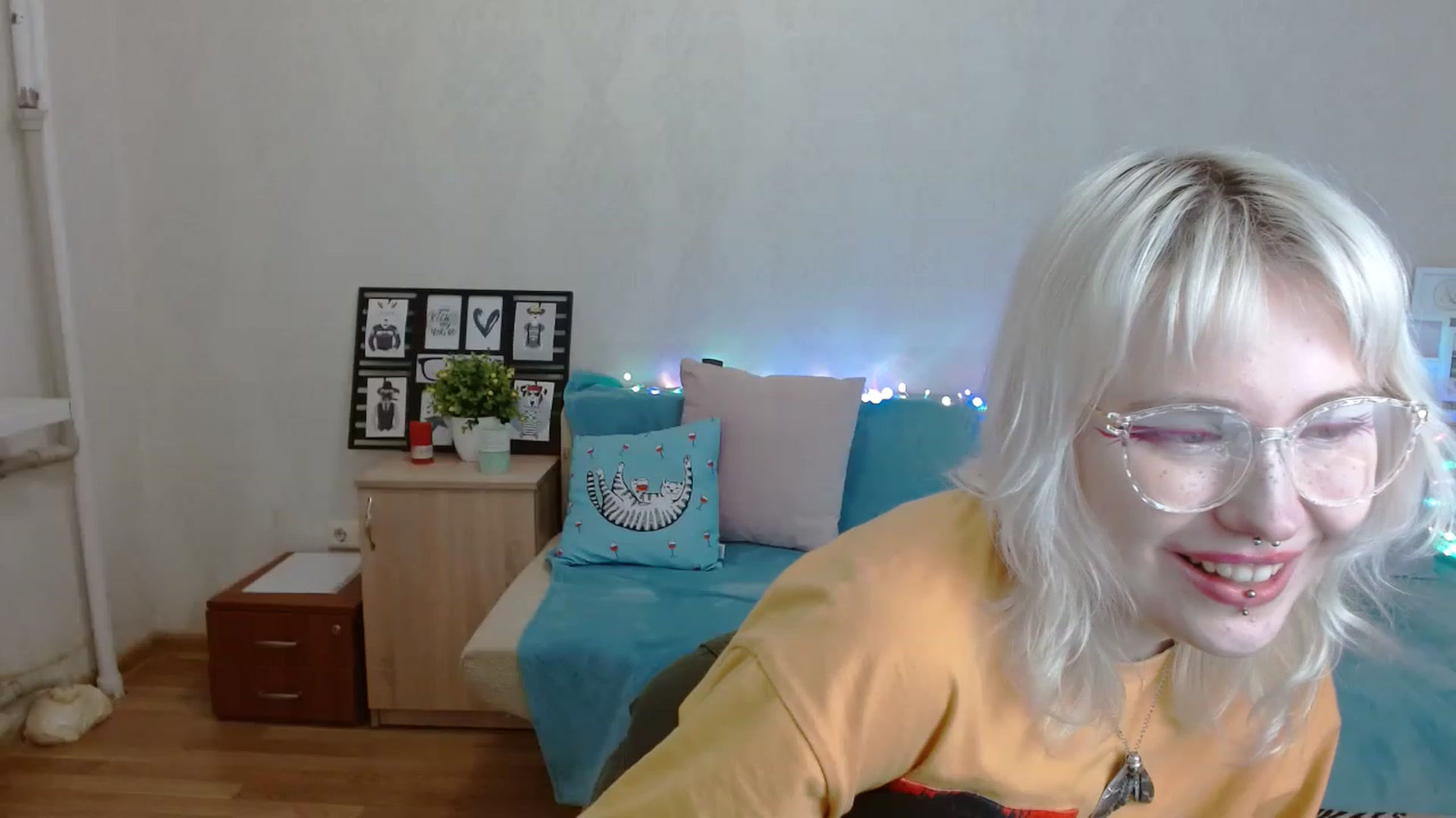 Gallery image thumbnail from Killinna's myfreecams stream on, 04/09/2023, 17:08 image 1 of 20