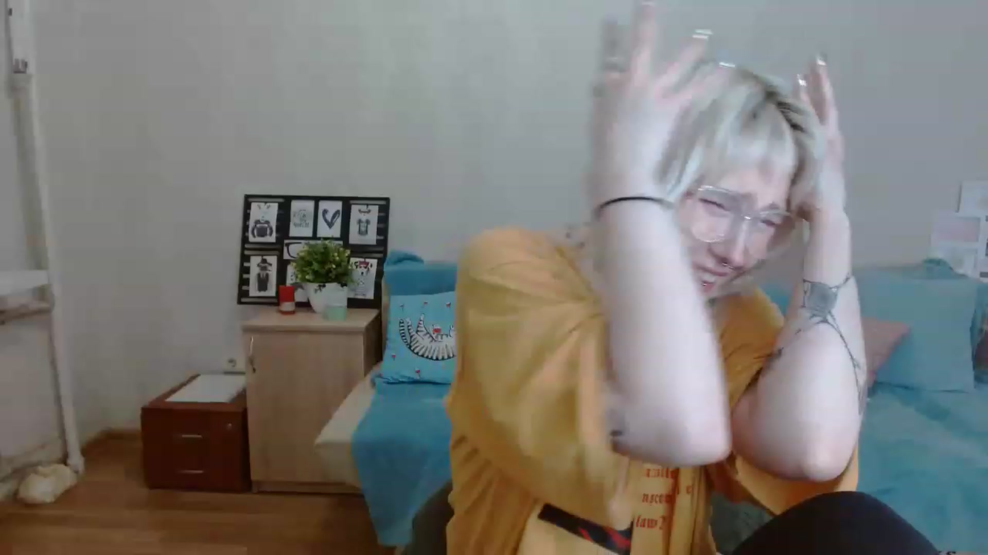 Gallery image thumbnail from Killinna's myfreecams stream on, 04/09/2023, 17:08 image 10 of 20