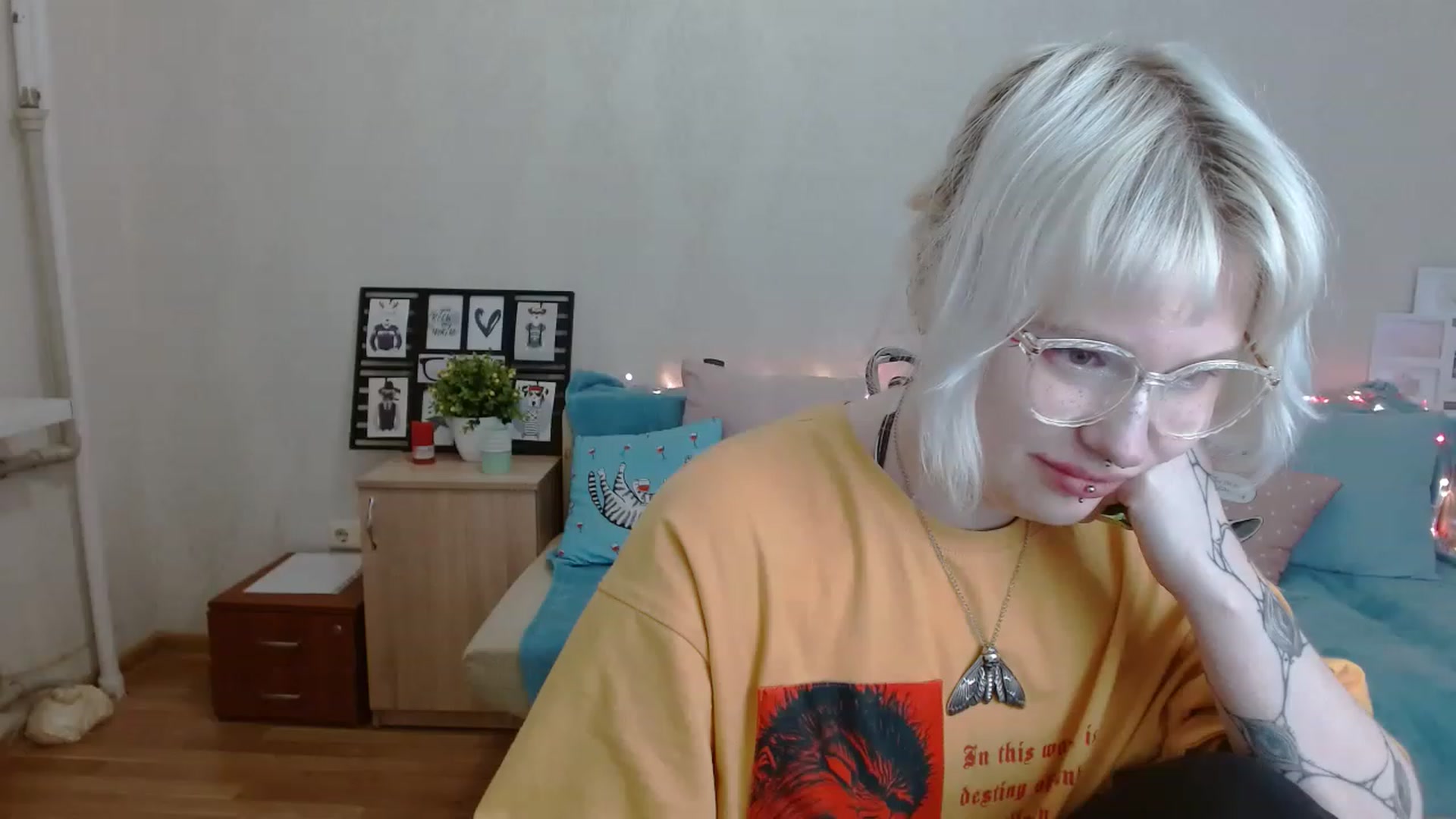 Gallery image thumbnail from Killinna's myfreecams stream on, 04/09/2023, 17:08 image 18 of 20