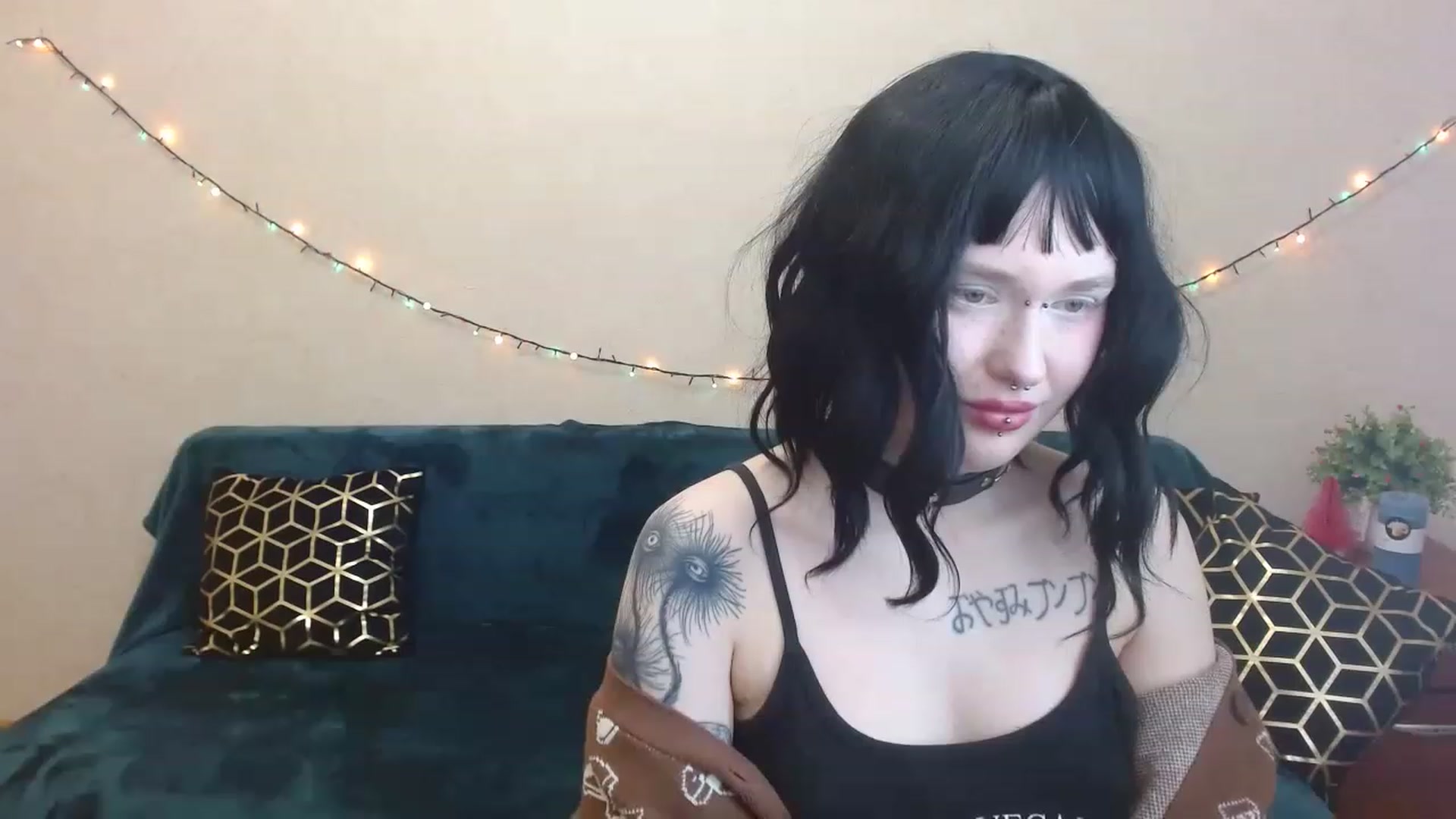 Gallery image thumbnail from Killinna's myfreecams stream on, 04/15/2023, 15:45 image 6 of 20