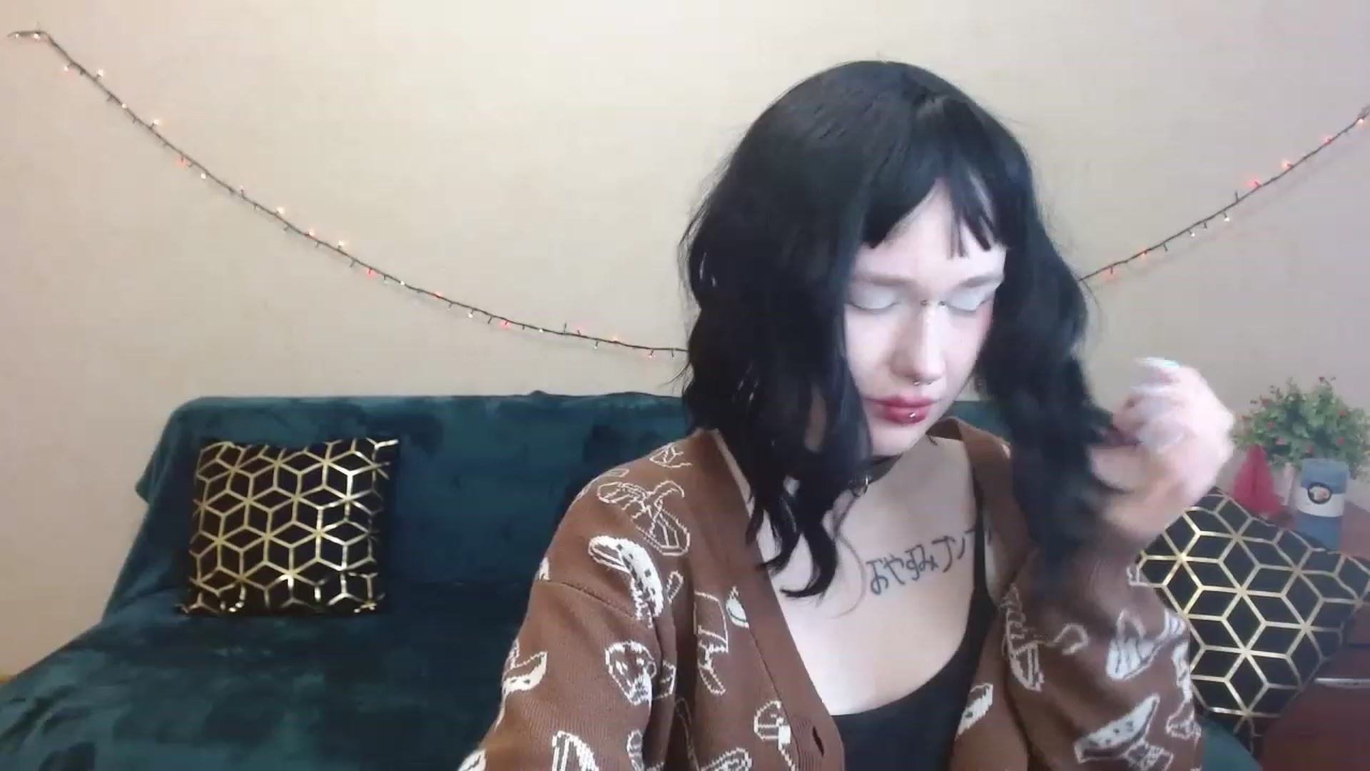 Gallery image thumbnail from Killinna's myfreecams stream on, 04/15/2023, 15:45 image 17 of 20