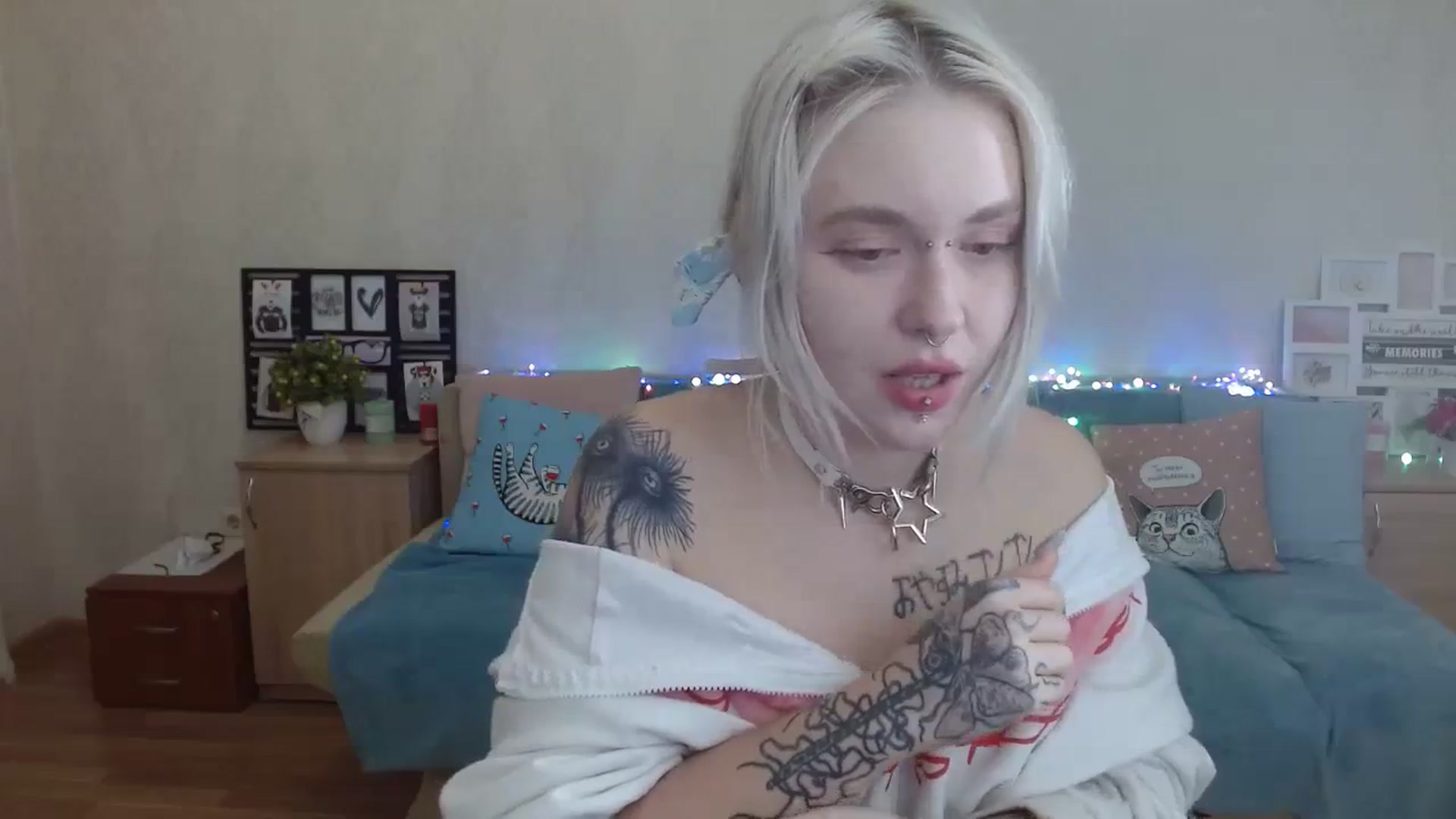 Gallery image thumbnail from Killinna's myfreecams stream on, 09/16/2023, 17:14 image 6 of 20