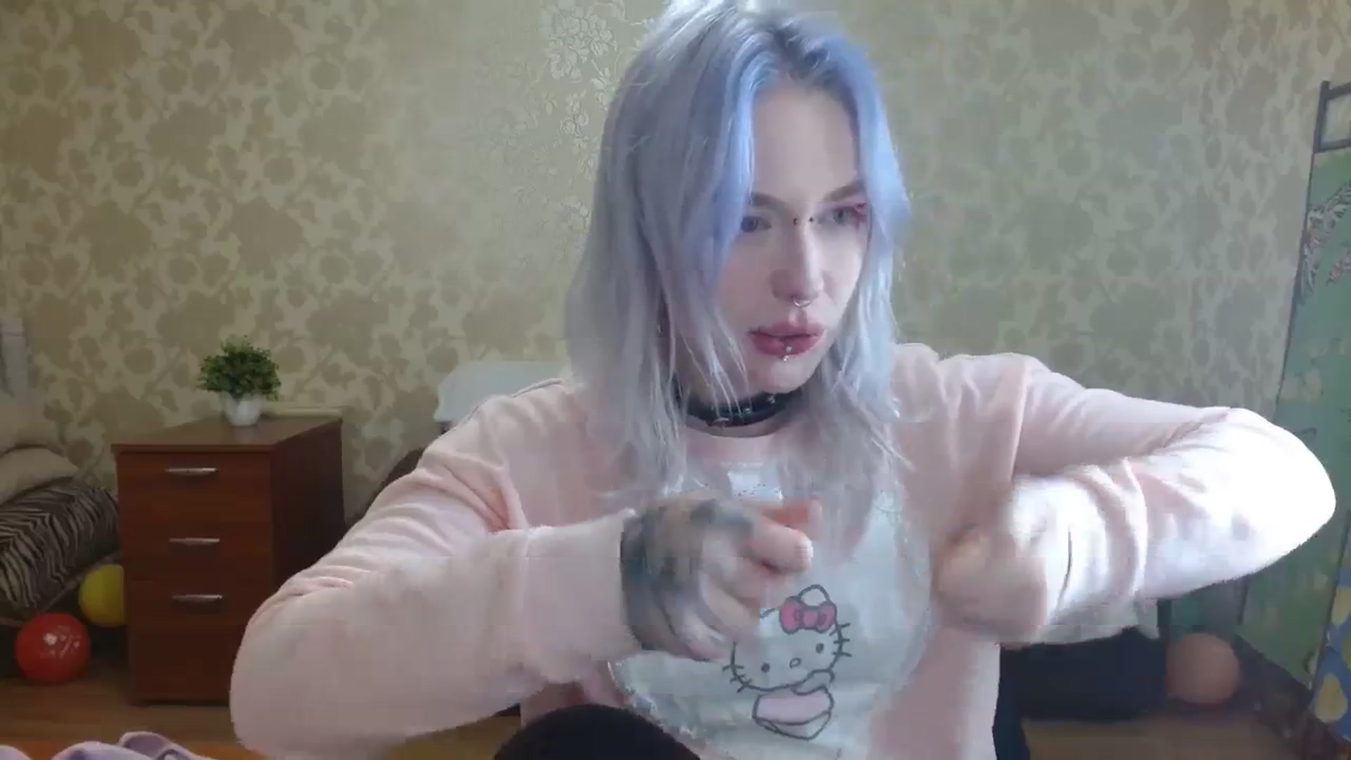 Gallery image thumbnail from Killinna's myfreecams stream on, 10/17/2023, 15:00 image 15 of 20
