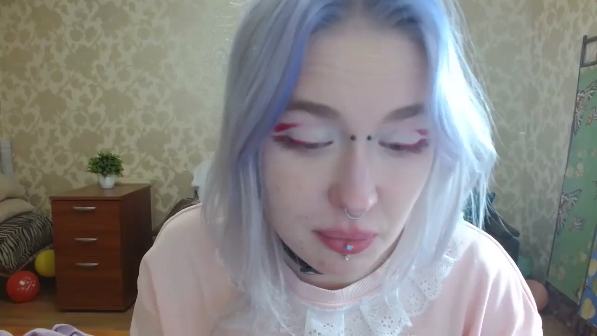 Gallery image thumbnail from Killinna's myfreecams stream on, 10/17/2023, 15:00 image 19 of 20