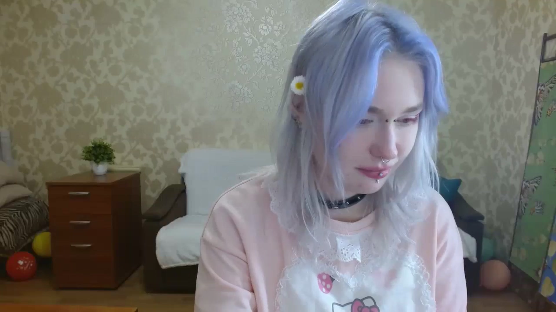 Gallery image thumbnail from Killinna's myfreecams stream on, 10/17/2023, 15:00 image 3 of 20