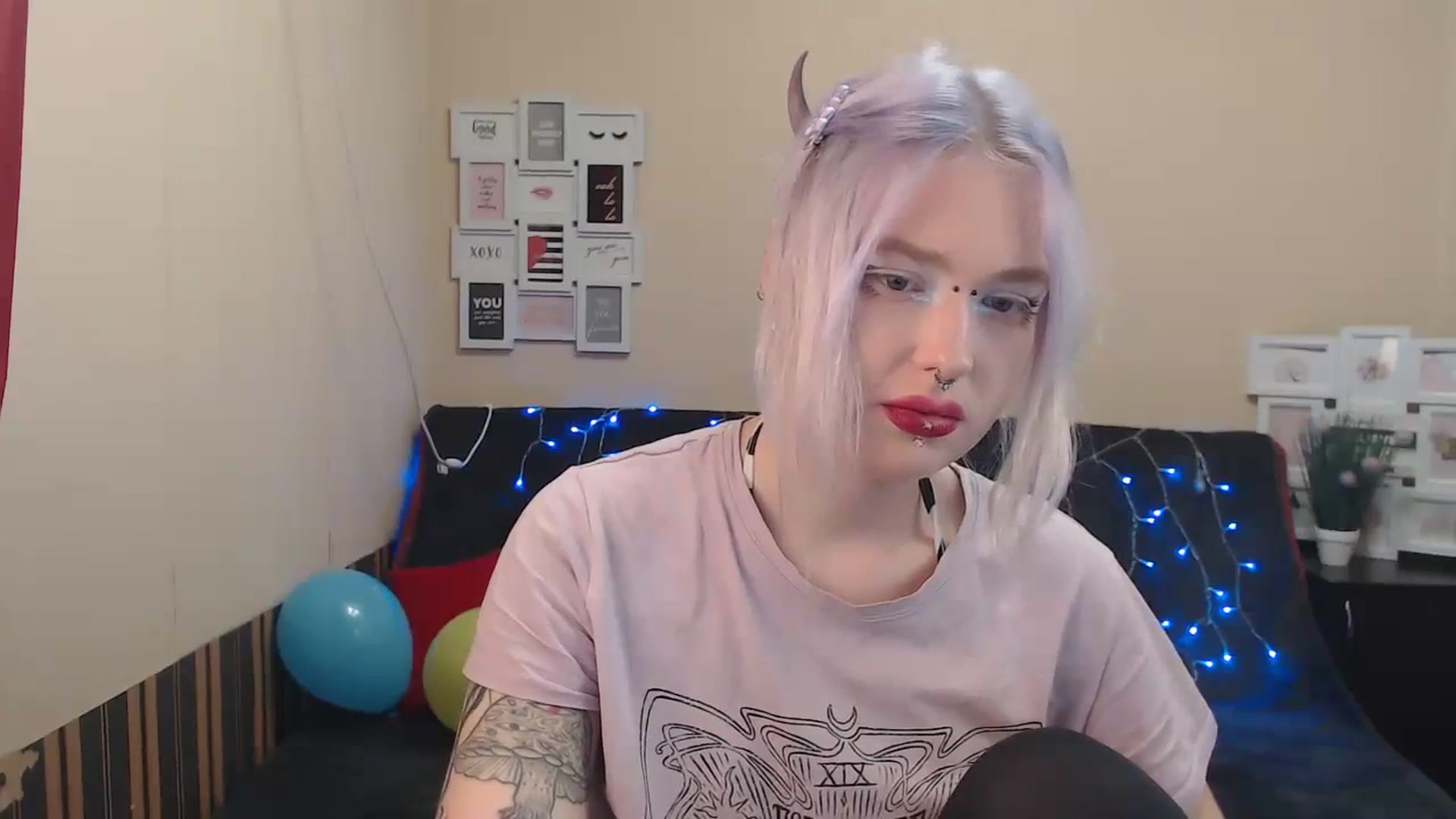 Gallery image thumbnail from Killinna's myfreecams stream on, 10/21/2023, 14:14 image 11 of 20