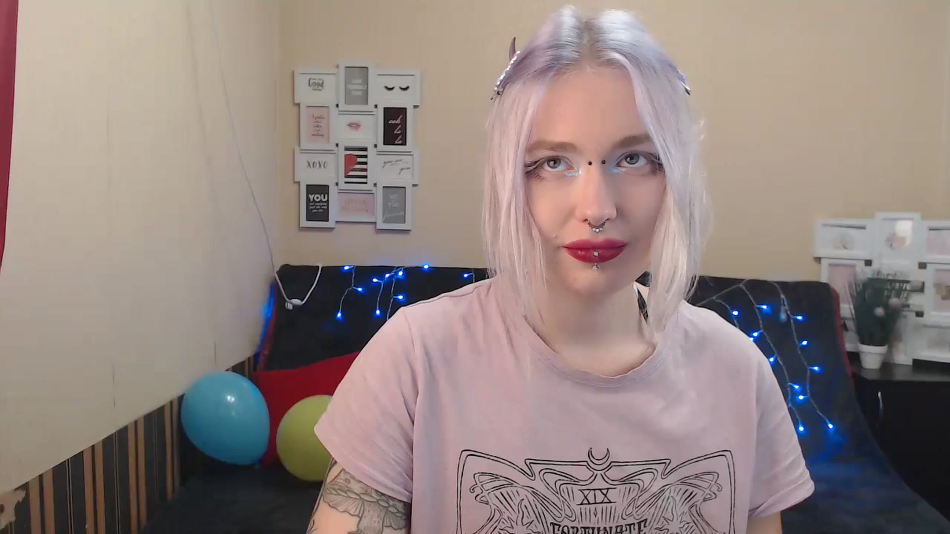 Gallery image thumbnail from Killinna's myfreecams stream on, 10/21/2023, 14:14 image 1 of 20