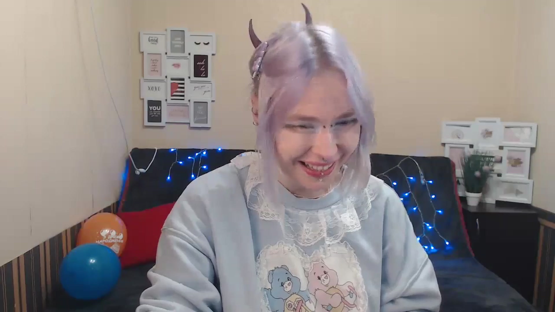 Gallery image thumbnail from Killinna's myfreecams stream on, 10/21/2023, 17:06 image 13 of 20
