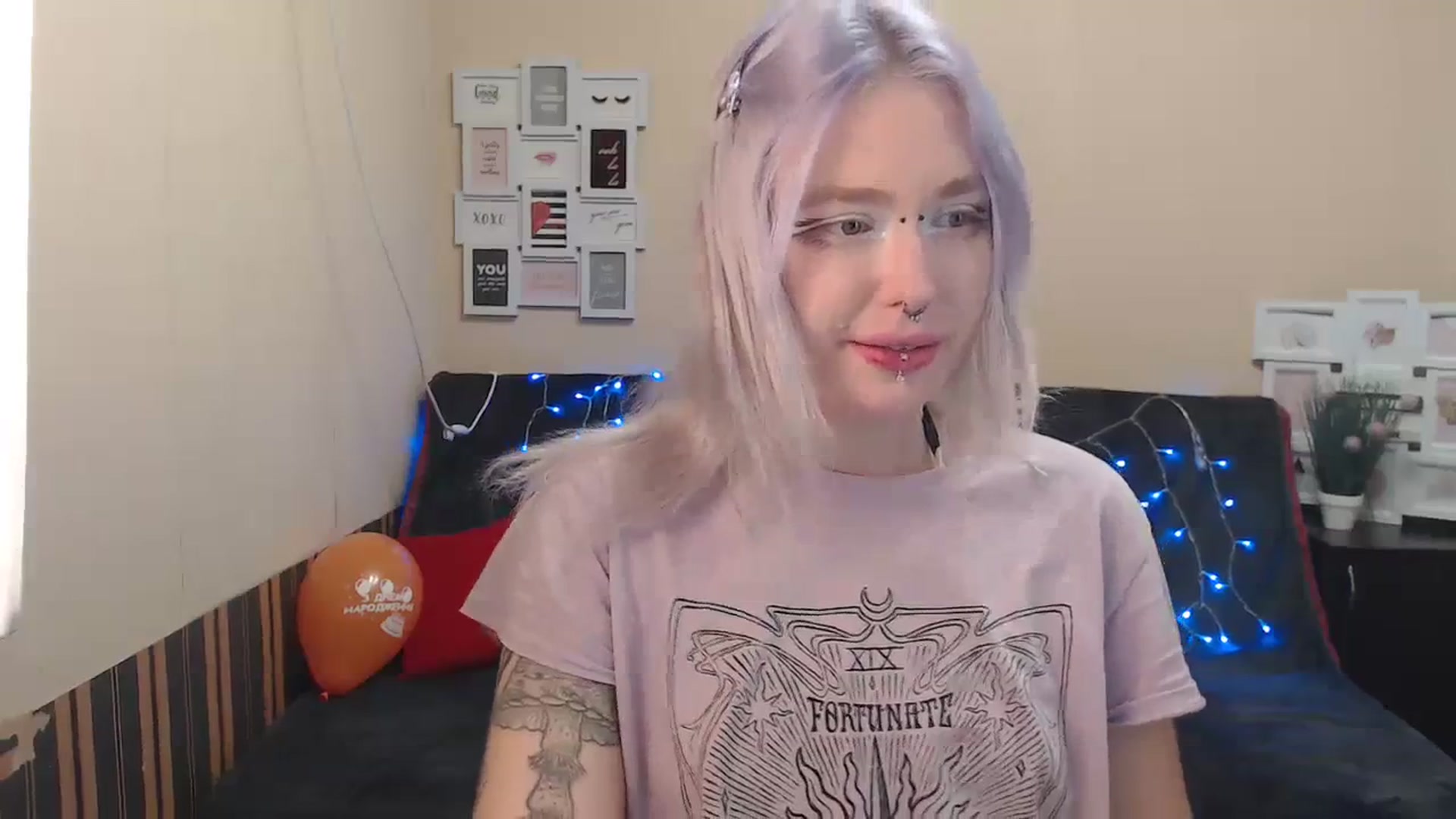 Gallery image thumbnail from Killinna's myfreecams stream on, 10/21/2023, 17:06 image 9 of 20