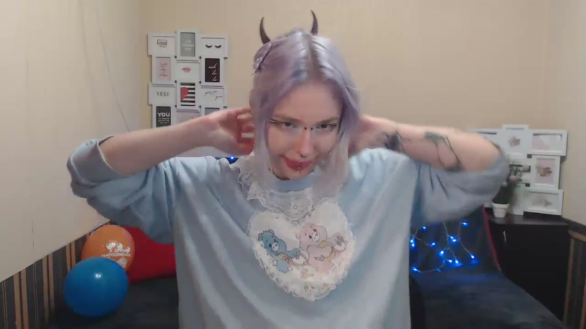 Gallery image thumbnail from Killinna's myfreecams stream on, 10/21/2023, 17:06 image 16 of 20
