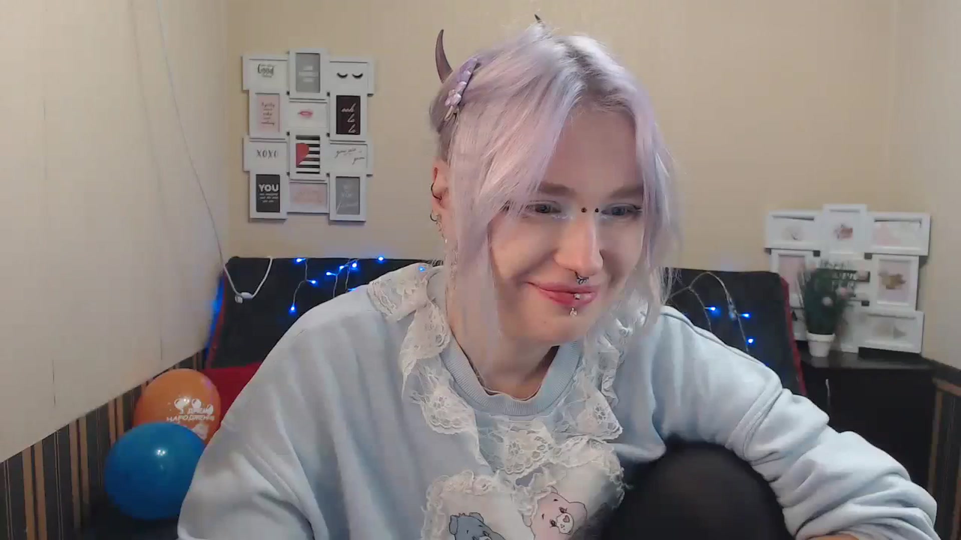 Gallery image thumbnail from Killinna's myfreecams stream on, 10/21/2023, 17:06 image 18 of 20