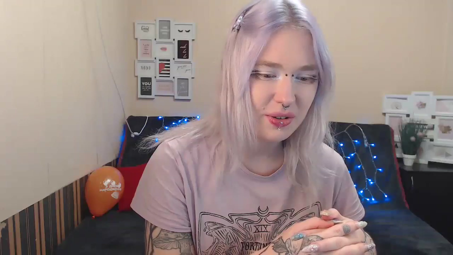 Gallery image thumbnail from Killinna's myfreecams stream on, 10/21/2023, 17:06 image 6 of 20