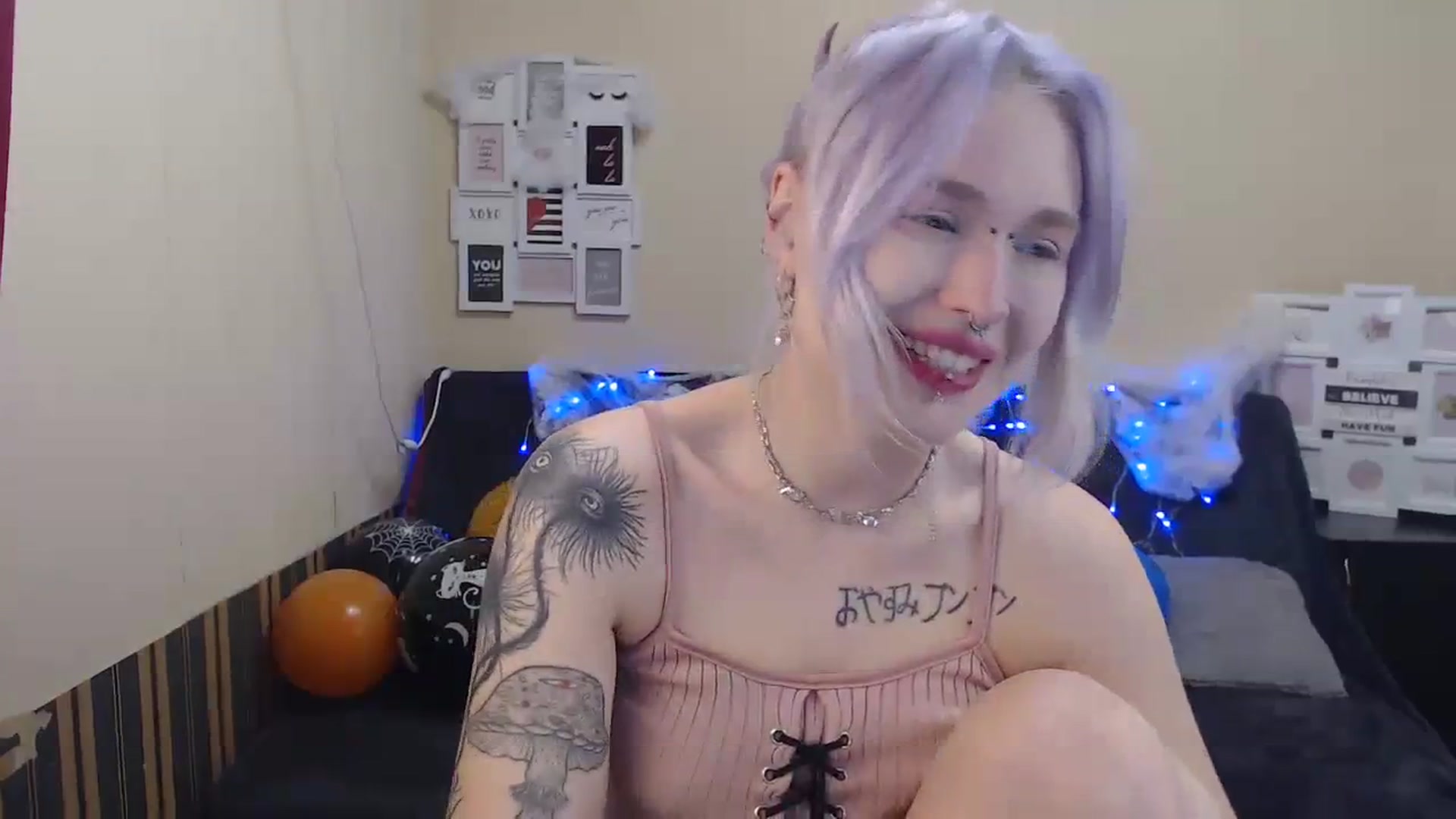 Gallery image thumbnail from Killinna's myfreecams stream on, 10/22/2023, 14:43 image 12 of 20