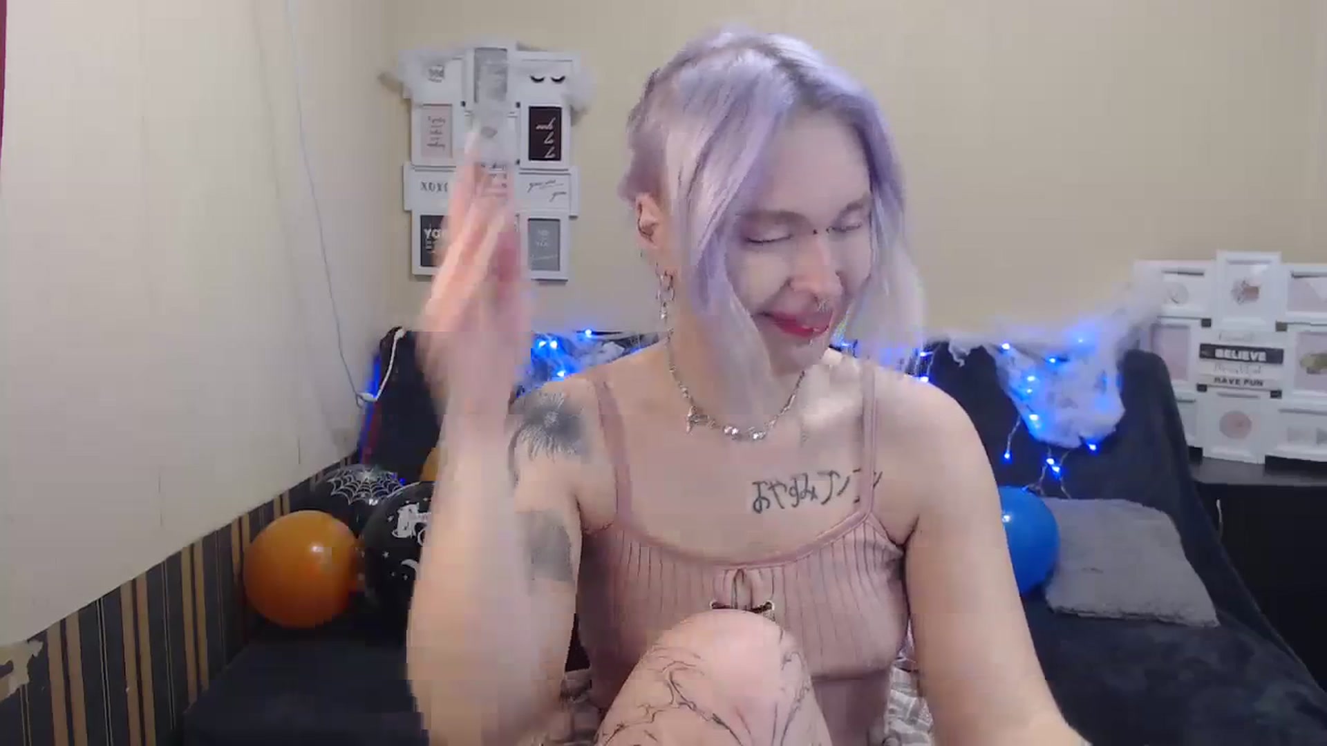 Gallery image thumbnail from Killinna's myfreecams stream on, 10/22/2023, 14:43 image 19 of 20