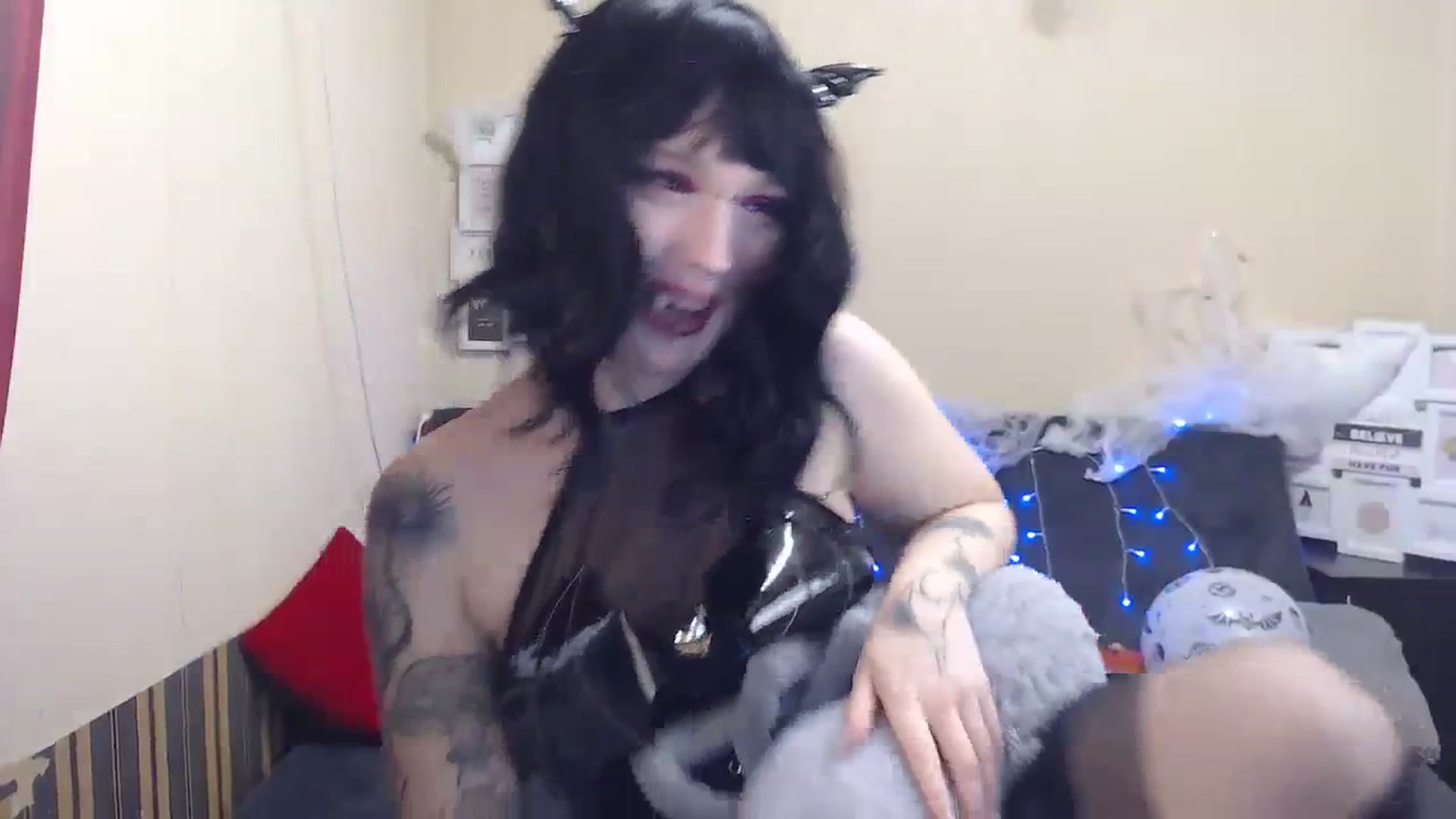 Gallery image thumbnail from Killinna's myfreecams stream on, 10/31/2023, 14:58 image 5 of 20
