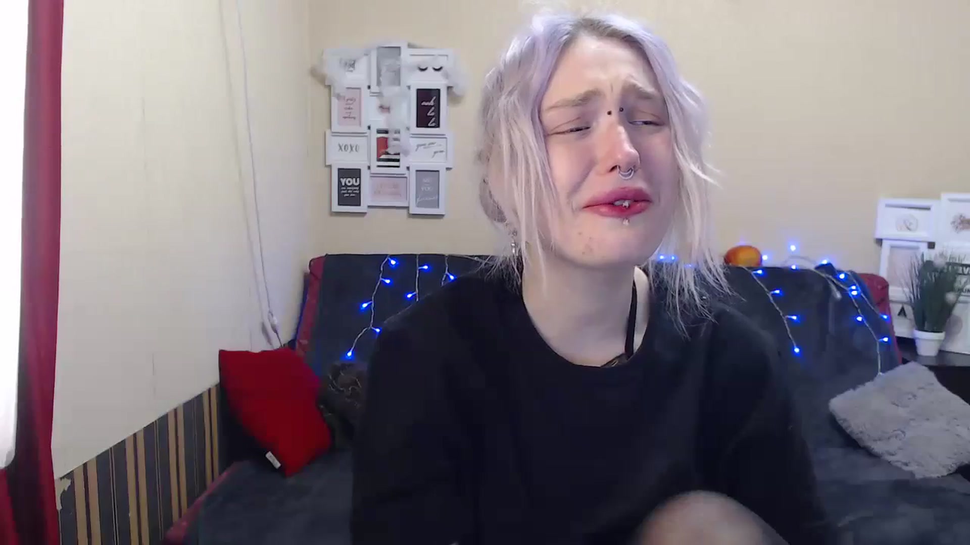 Gallery image thumbnail from Killinna's myfreecams stream on, 11/11/2023, 16:39 image 11 of 20