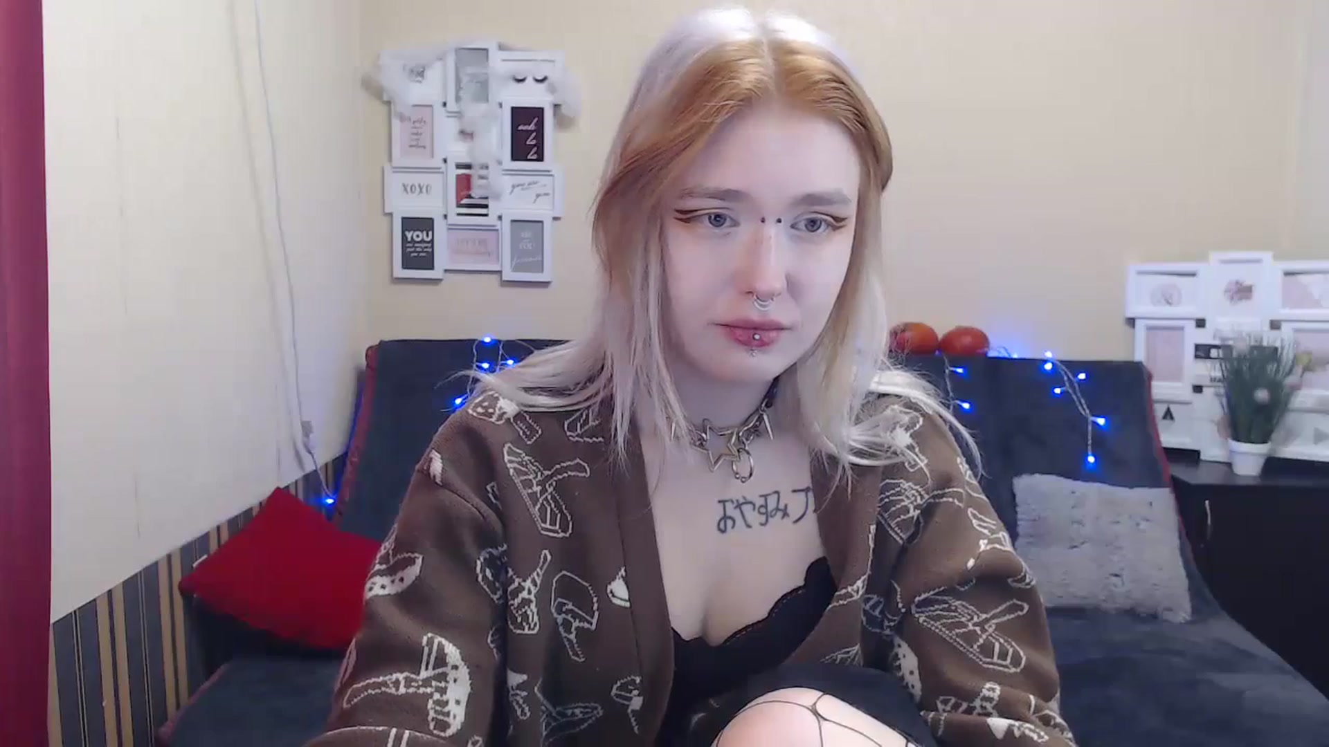 Gallery image thumbnail from Killinna's myfreecams stream on, 11/16/2023, 17:02 image 13 of 20