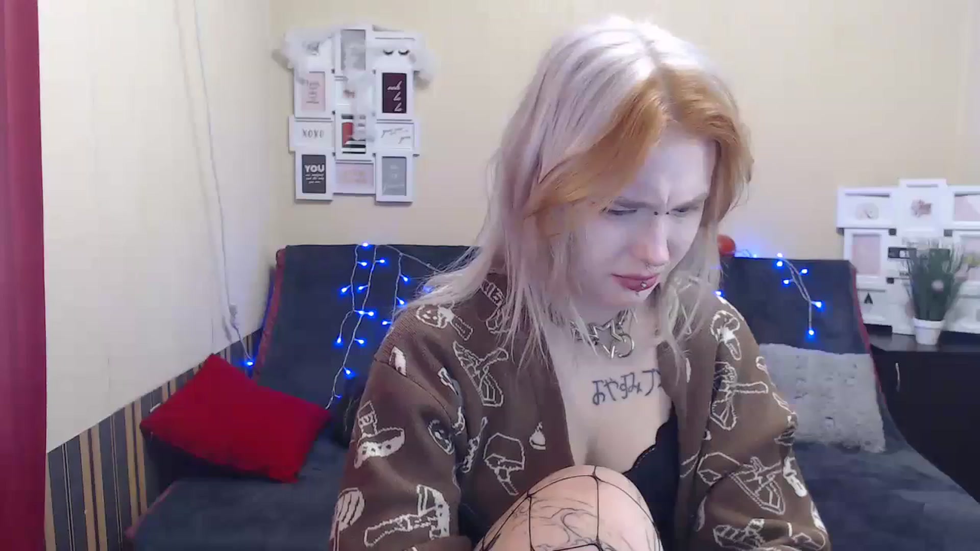 Gallery image thumbnail from Killinna's myfreecams stream on, 11/16/2023, 17:02 image 9 of 20