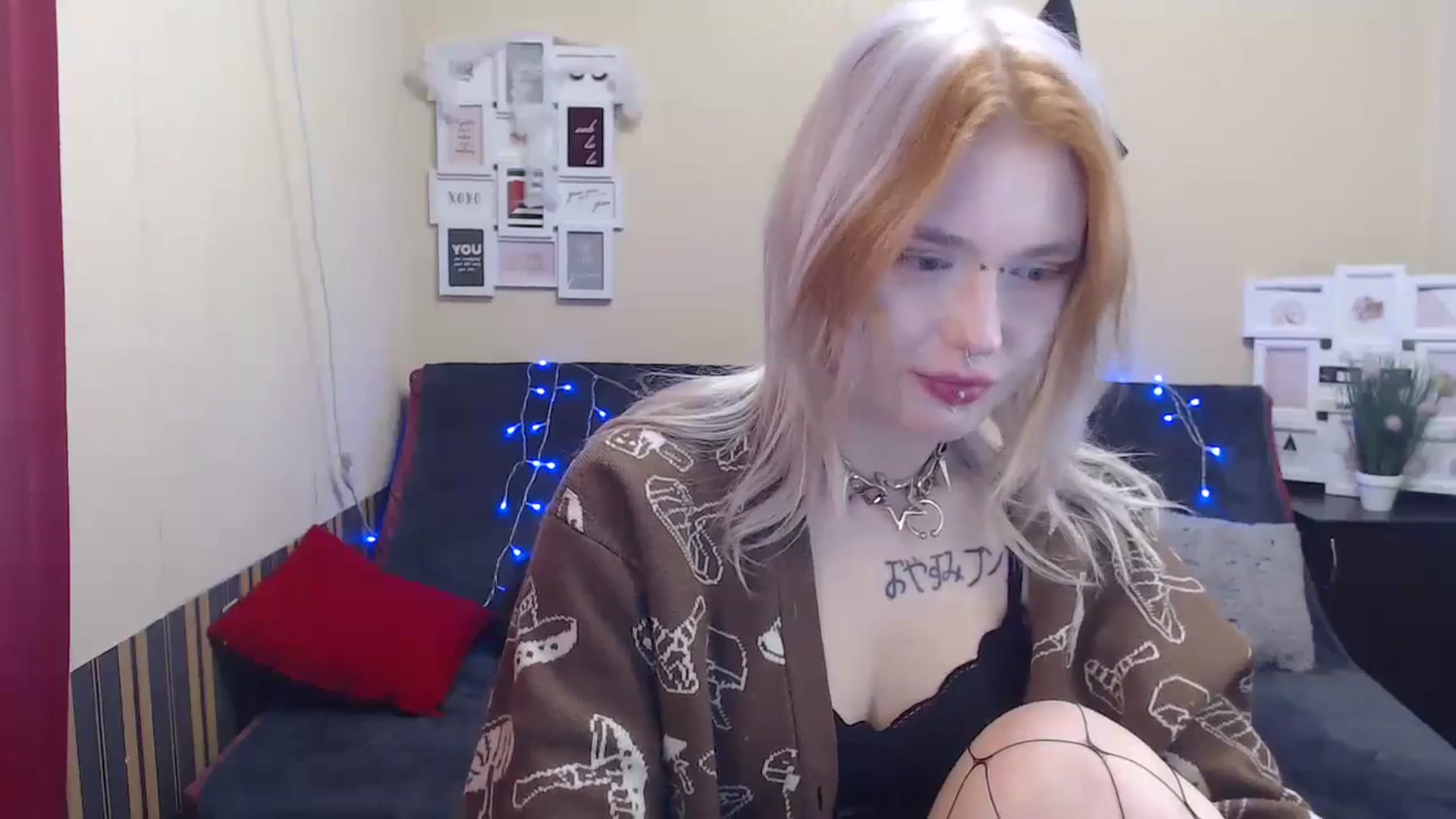 Gallery image thumbnail from Killinna's myfreecams stream on, 11/16/2023, 17:02 image 2 of 20