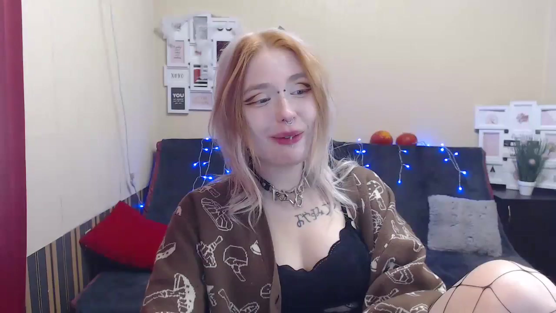 Gallery image thumbnail from Killinna's myfreecams stream on, 11/16/2023, 17:02 image 1 of 20
