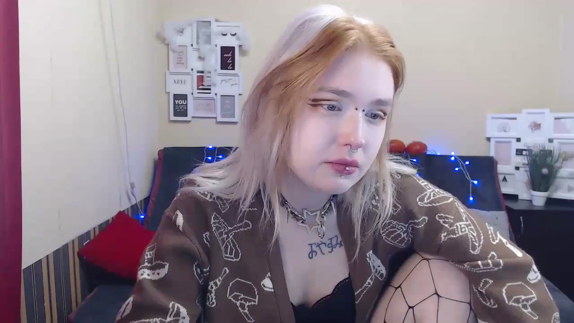 Gallery image thumbnail from Killinna's myfreecams stream on, 11/16/2023, 17:02 image 12 of 20