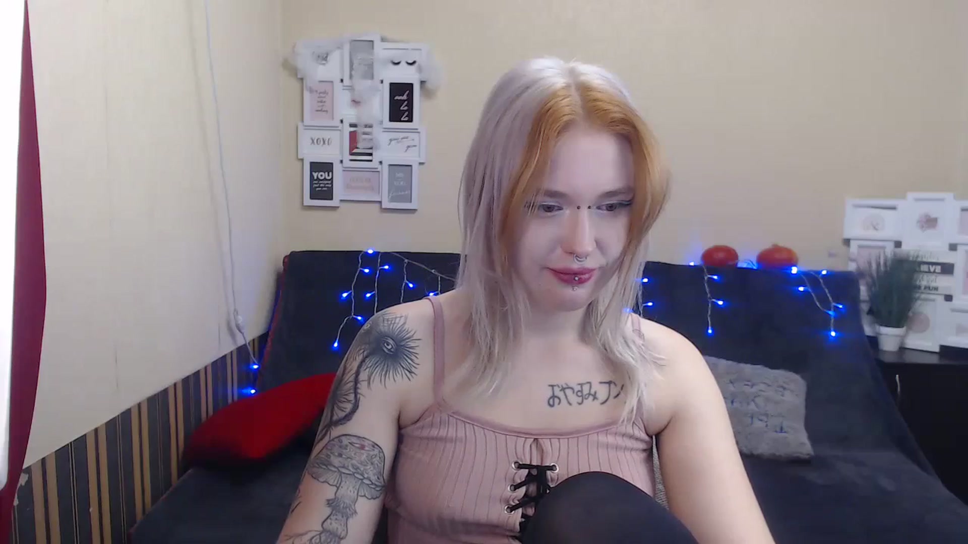 Gallery image thumbnail from Killinna's myfreecams stream on, 11/18/2023, 16:45 image 10 of 20