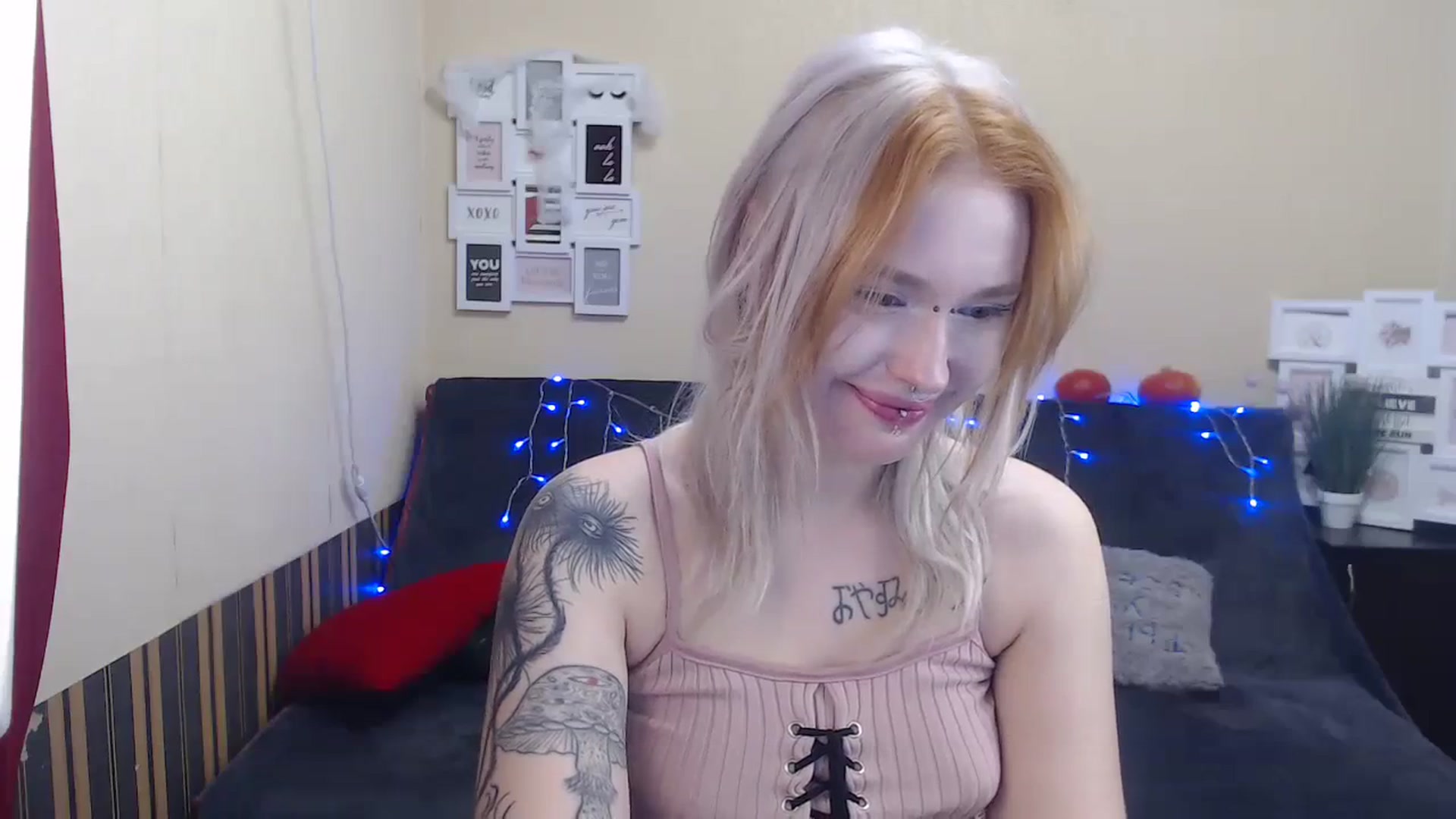 Gallery image thumbnail from Killinna's myfreecams stream on, 11/18/2023, 16:45 image 9 of 20