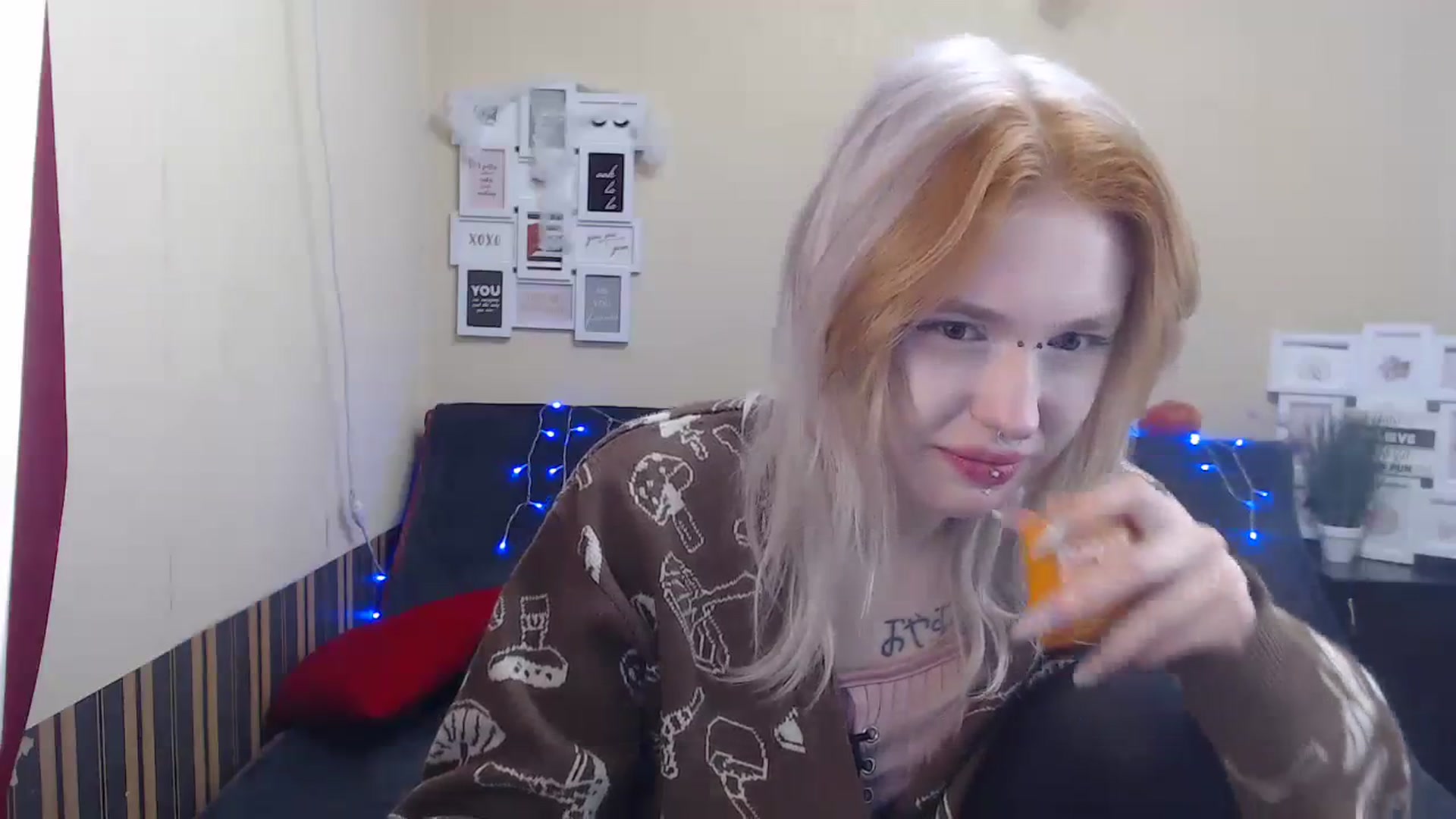 Gallery image thumbnail from Killinna's myfreecams stream on, 11/18/2023, 16:45 image 18 of 20