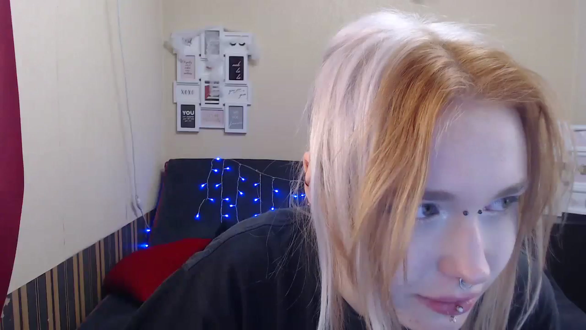 Gallery image thumbnail from Killinna's myfreecams stream on, 11/18/2023, 18:19 image 18 of 20