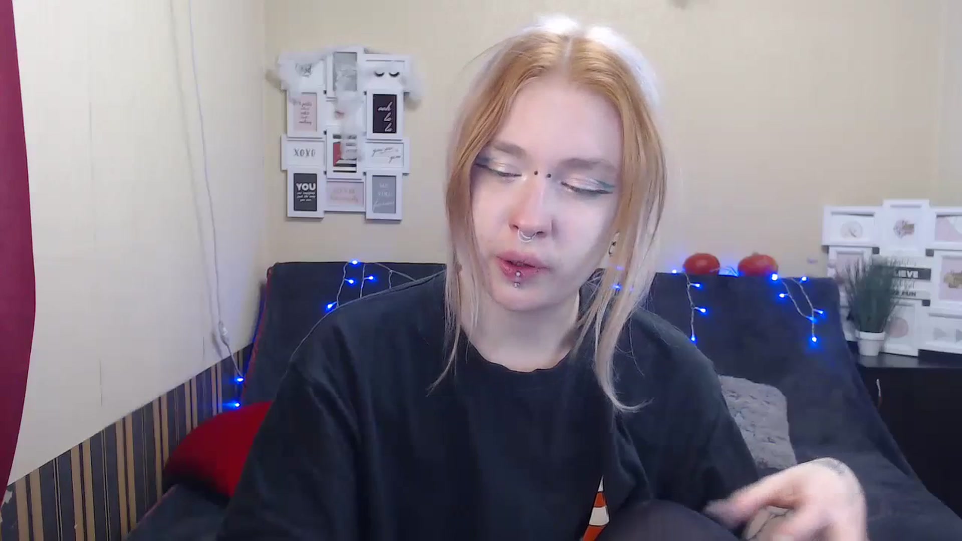 Gallery image thumbnail from Killinna's myfreecams stream on, 11/18/2023, 18:19 image 14 of 20
