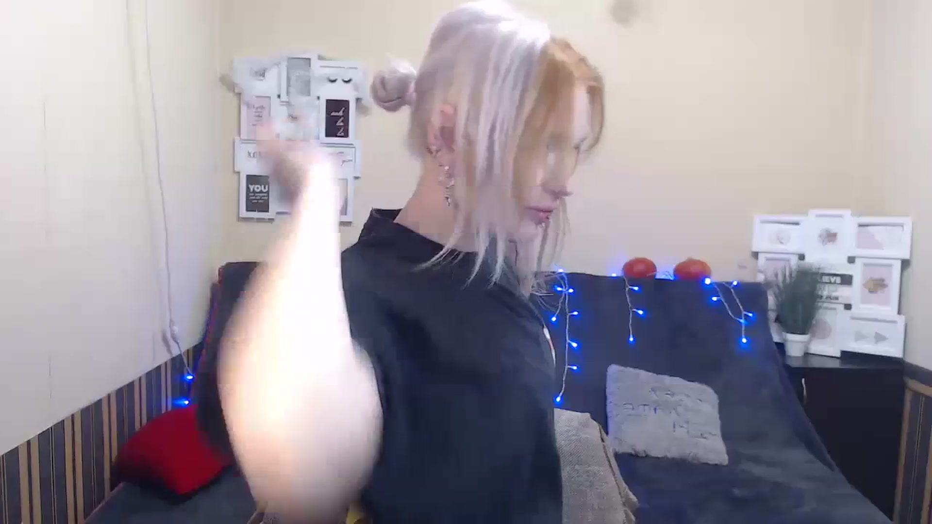 Gallery image thumbnail from Killinna's myfreecams stream on, 11/18/2023, 18:19 image 6 of 20