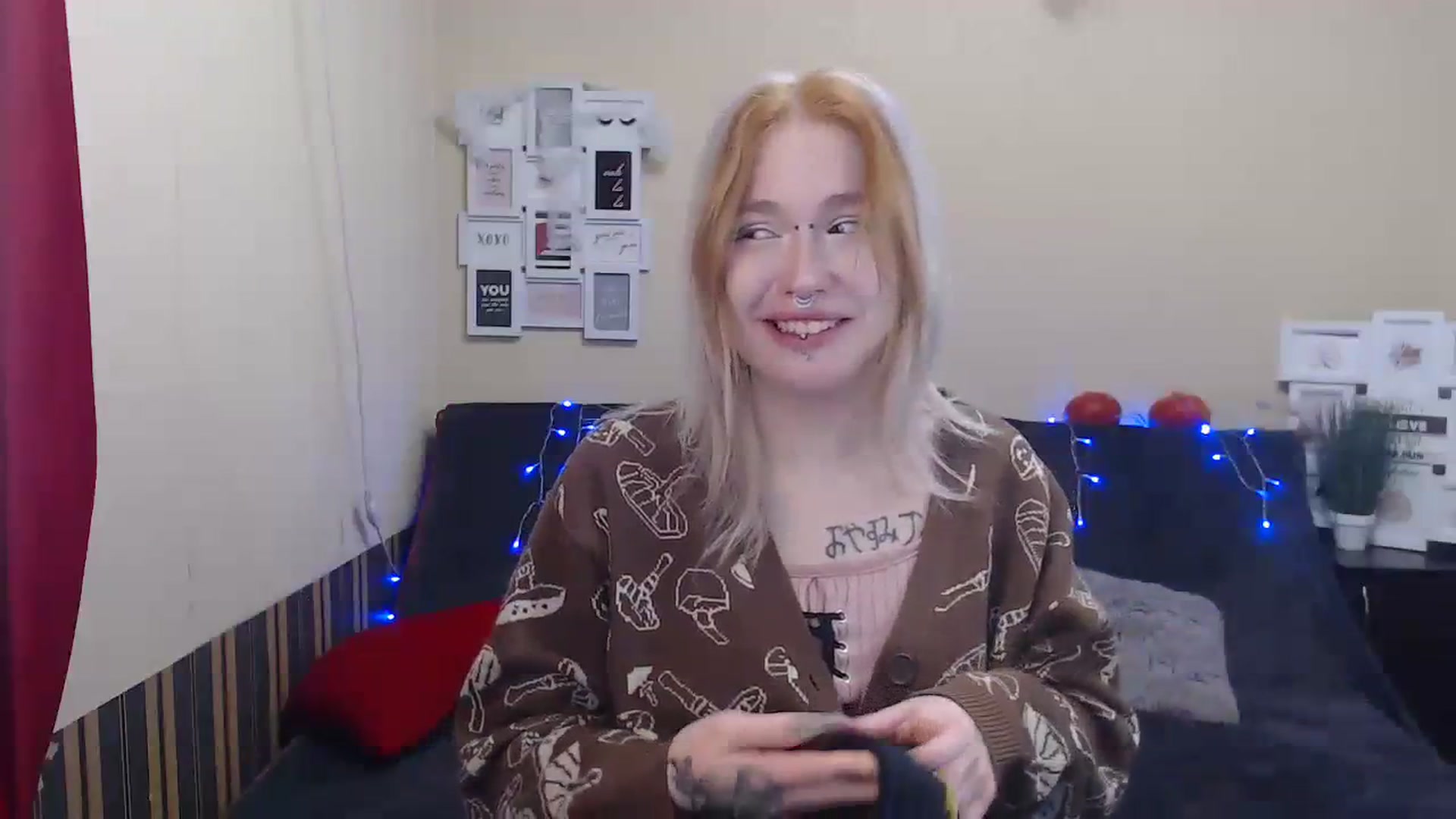 Gallery image thumbnail from Killinna's myfreecams stream on, 11/18/2023, 18:19 image 3 of 20