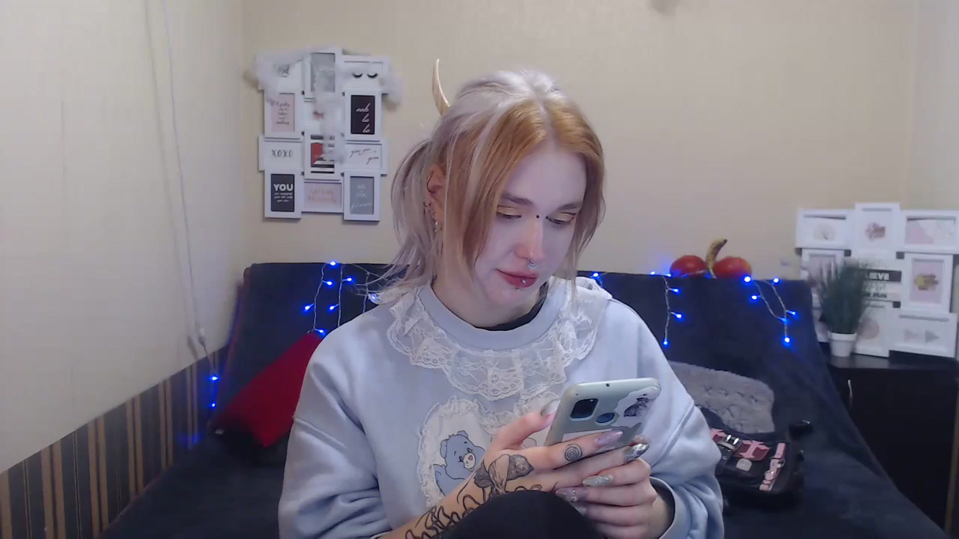 Gallery image thumbnail from Killinna's myfreecams stream on, 11/19/2023, 15:29 image 14 of 20