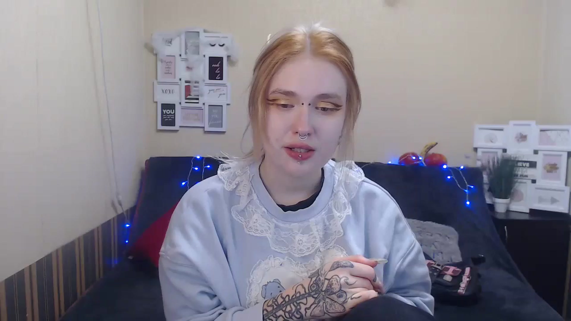 Gallery image thumbnail from Killinna's myfreecams stream on, 11/19/2023, 15:29 image 19 of 20