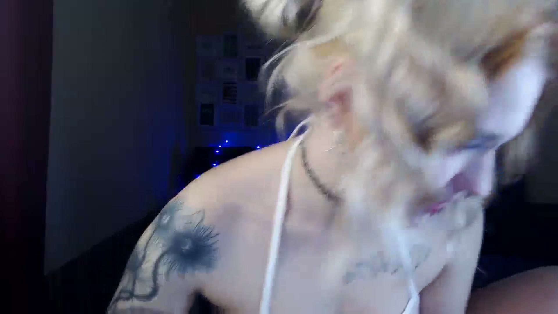 Gallery image thumbnail from Killinna's myfreecams stream on, 03/03/2024, 18:07 image 4 of 20