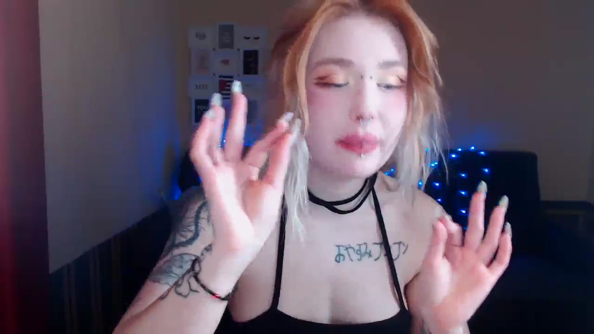 Gallery image thumbnail from Killinna's myfreecams stream on, 03/05/2024, 13:46 image 4 of 20